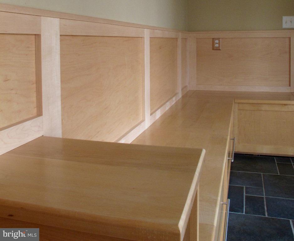 HOLTWOOD - Residential