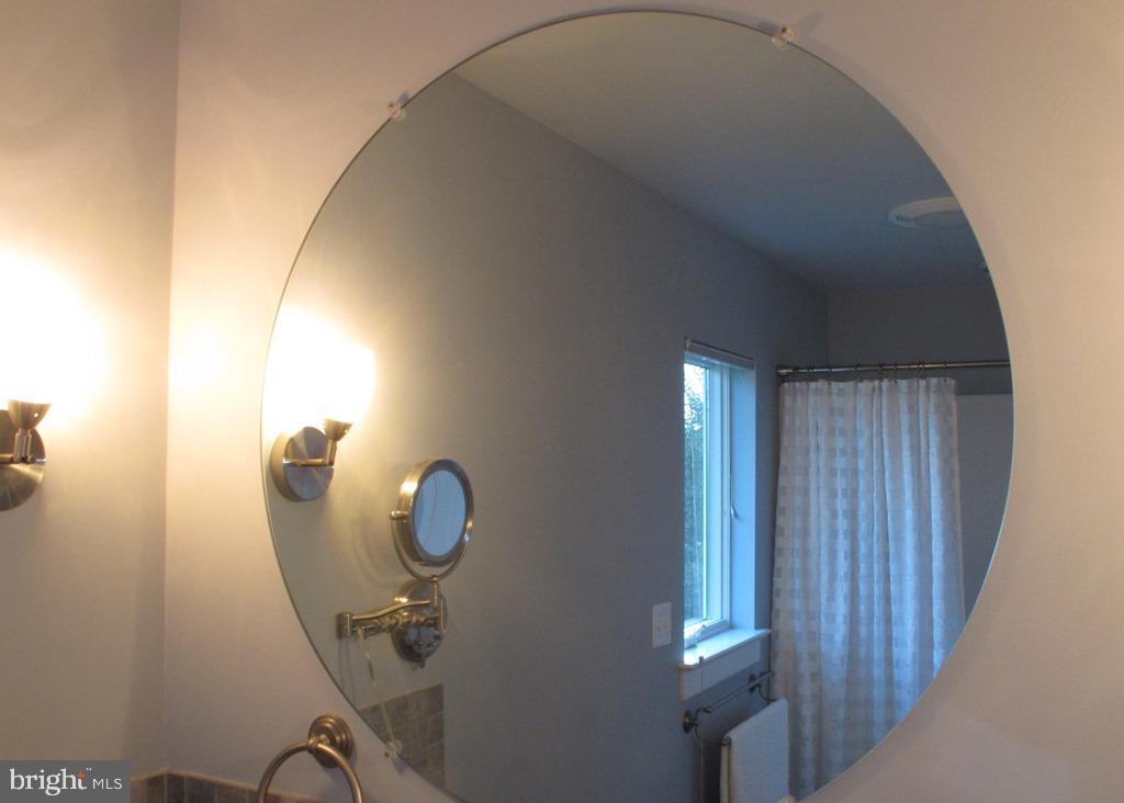 HOLTWOOD - Residential