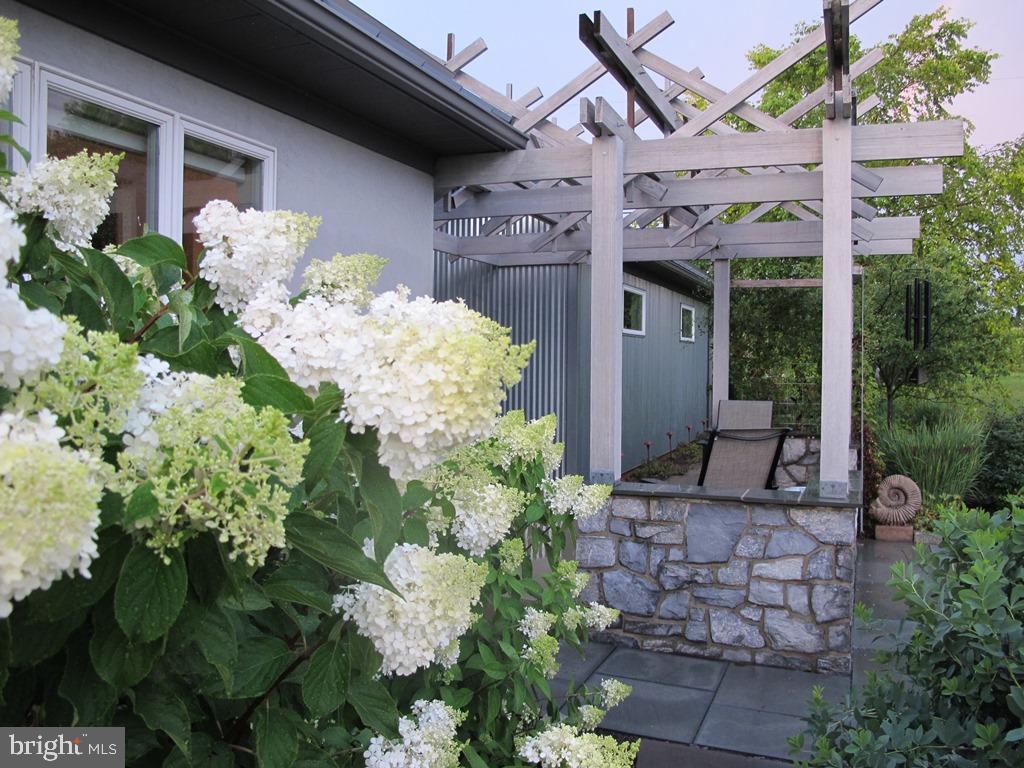 HOLTWOOD - Residential