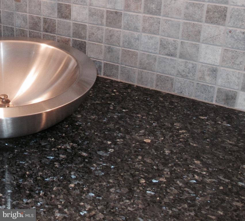 HOLTWOOD - Residential