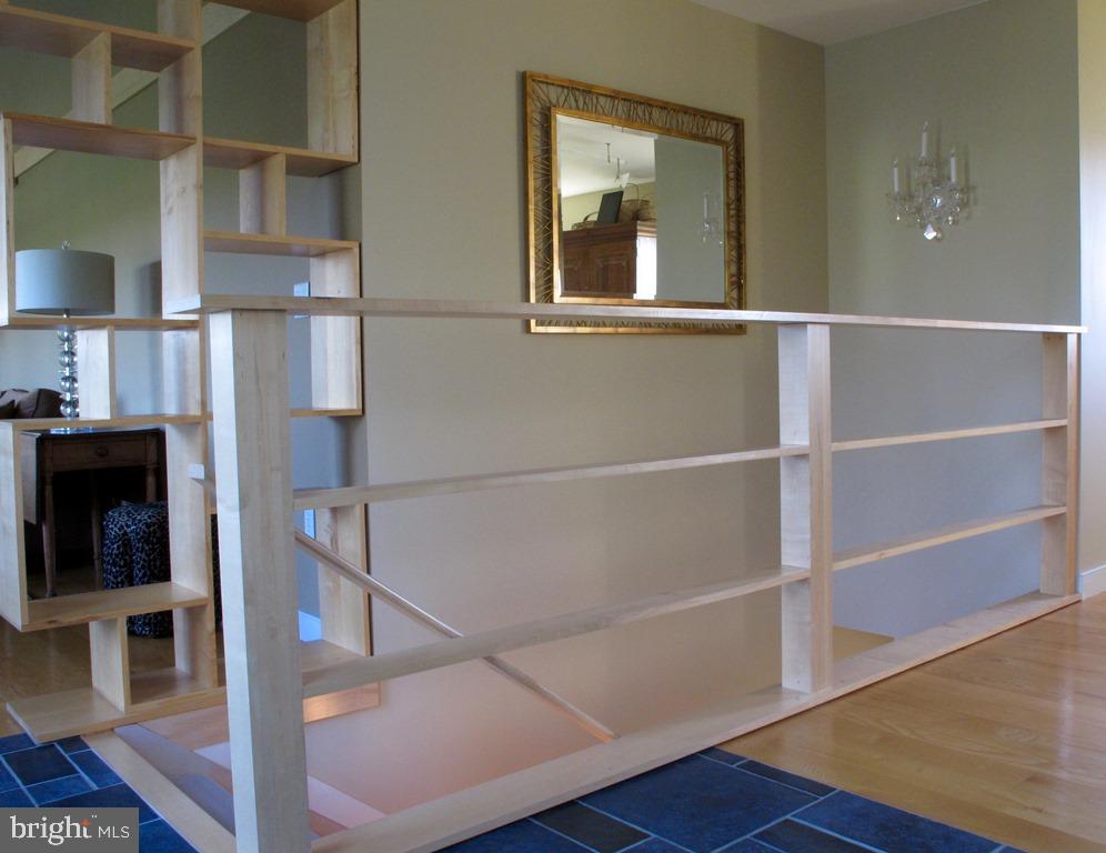 HOLTWOOD - Residential