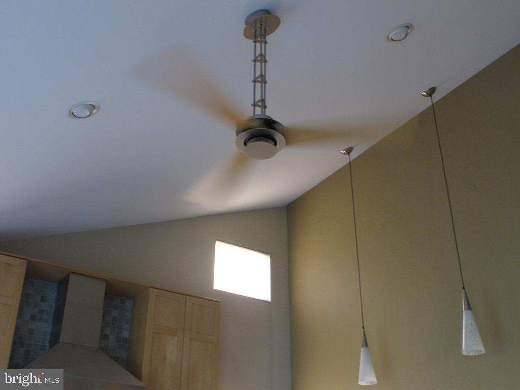 HOLTWOOD - Residential