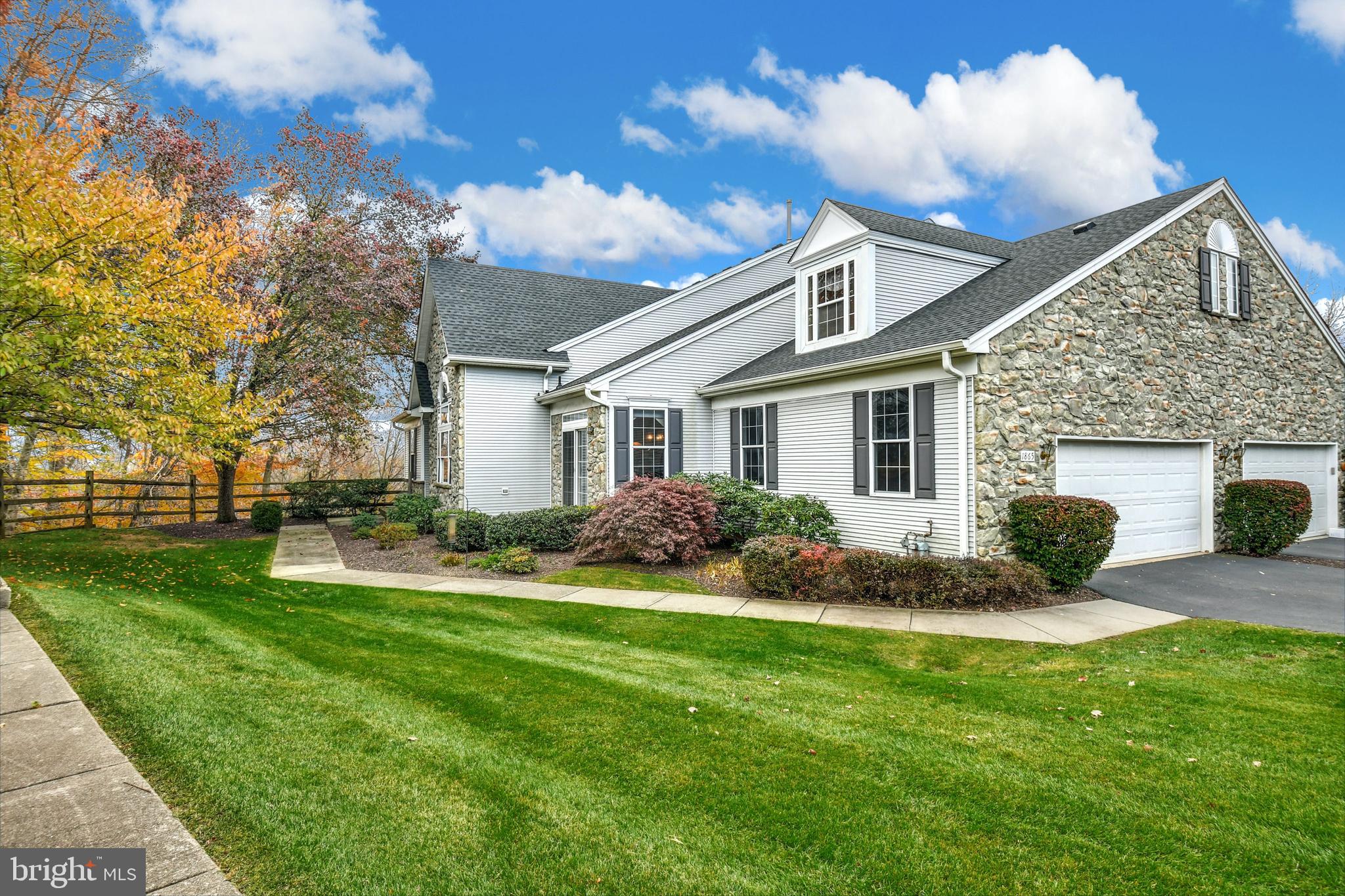 FOUR SEASONS AT SAUC - Residential