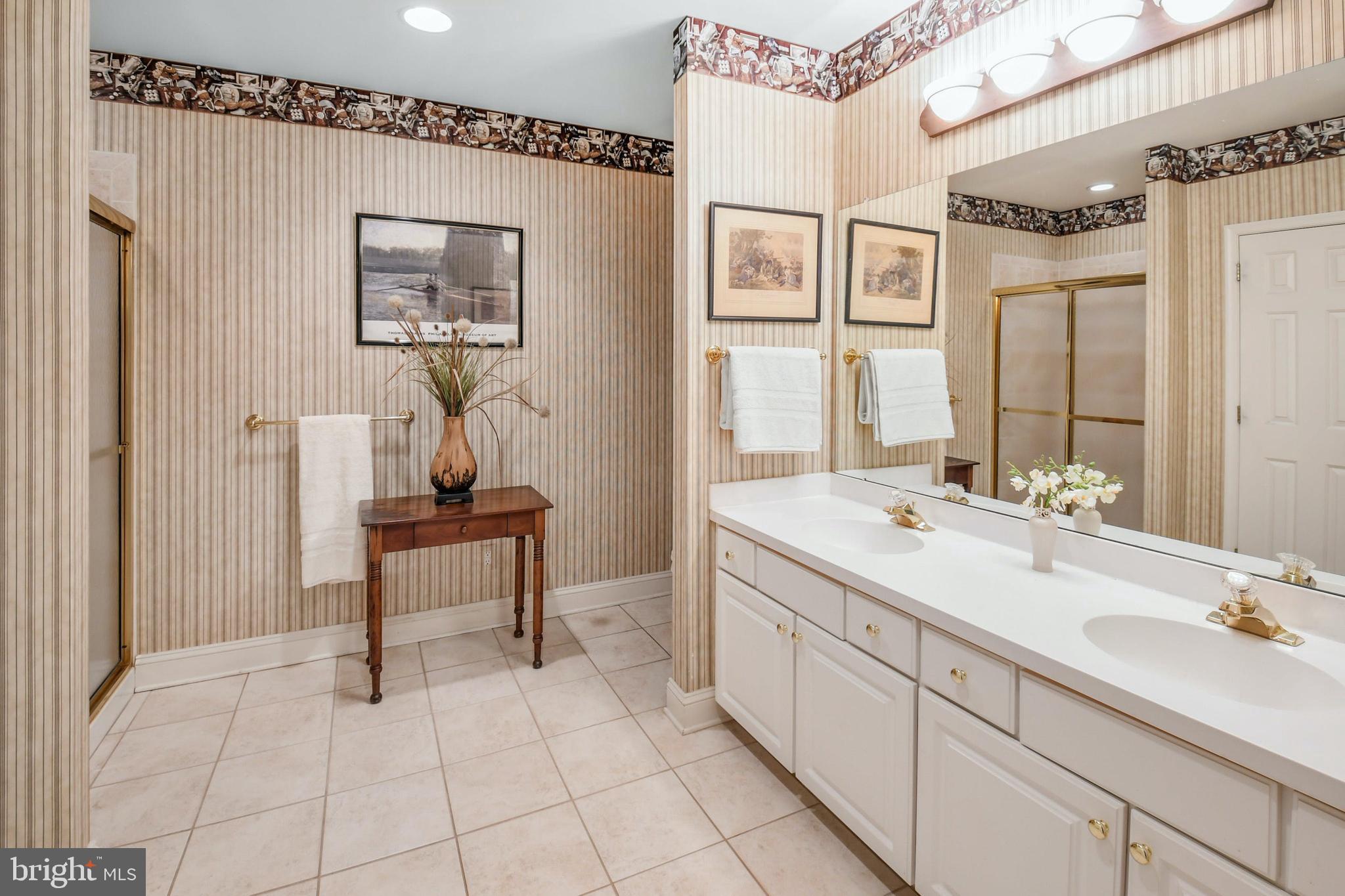 FOUR SEASONS AT SAUC - Residential