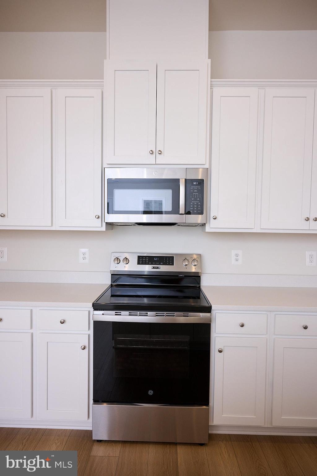 SOUTH 620 - Residential Lease