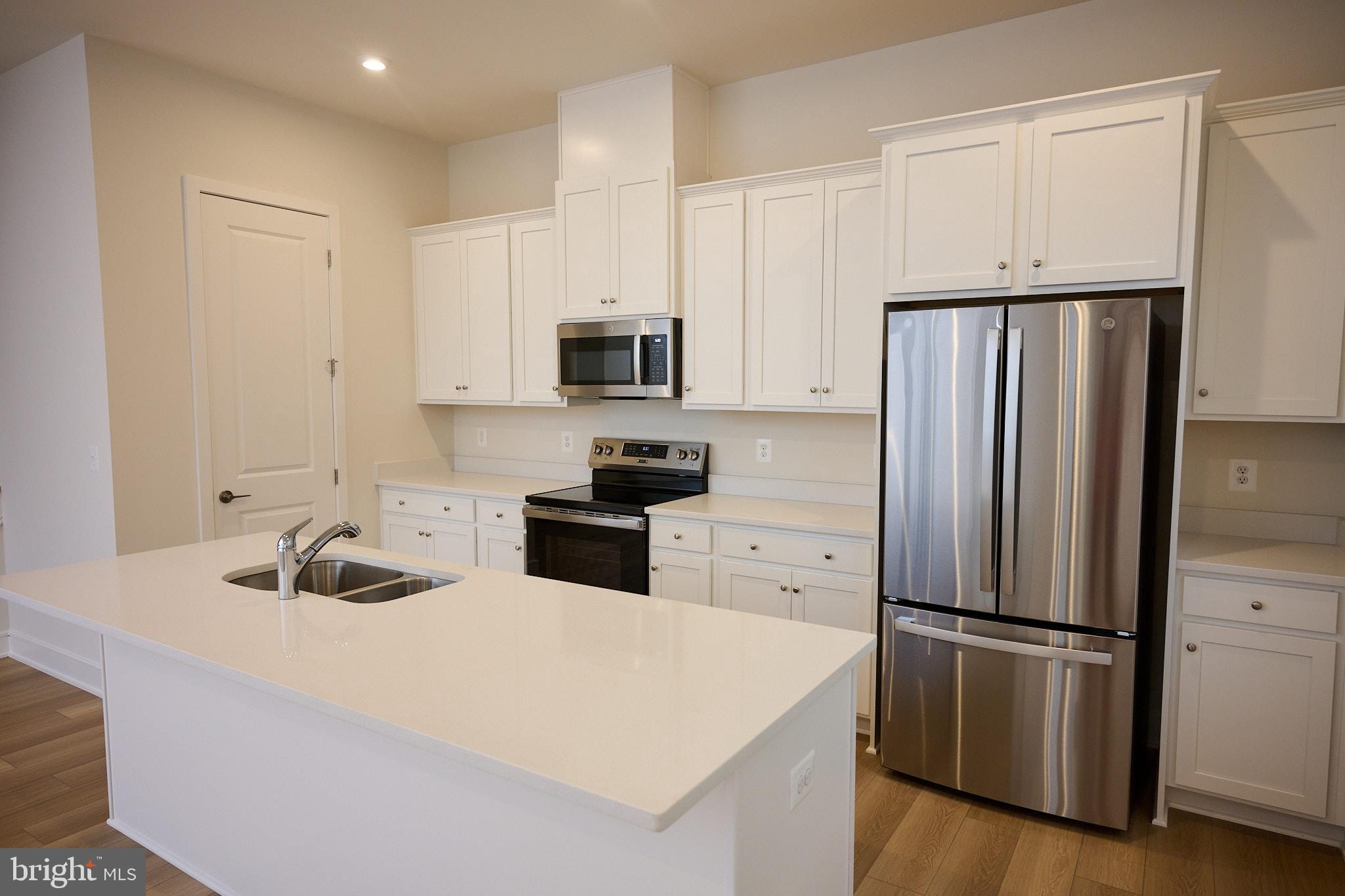 SOUTH 620 - Residential Lease