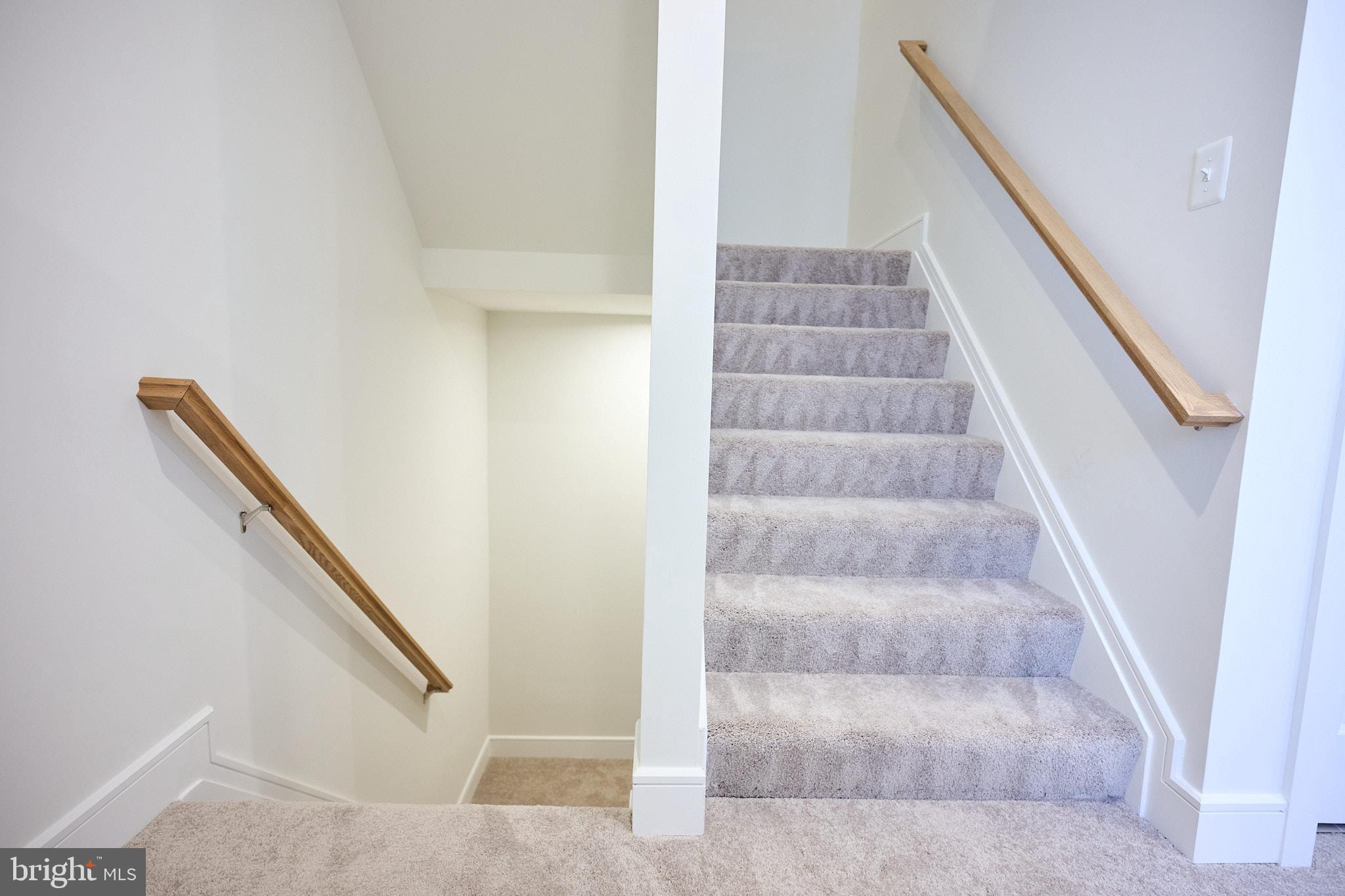 SOUTH 620 - Residential Lease