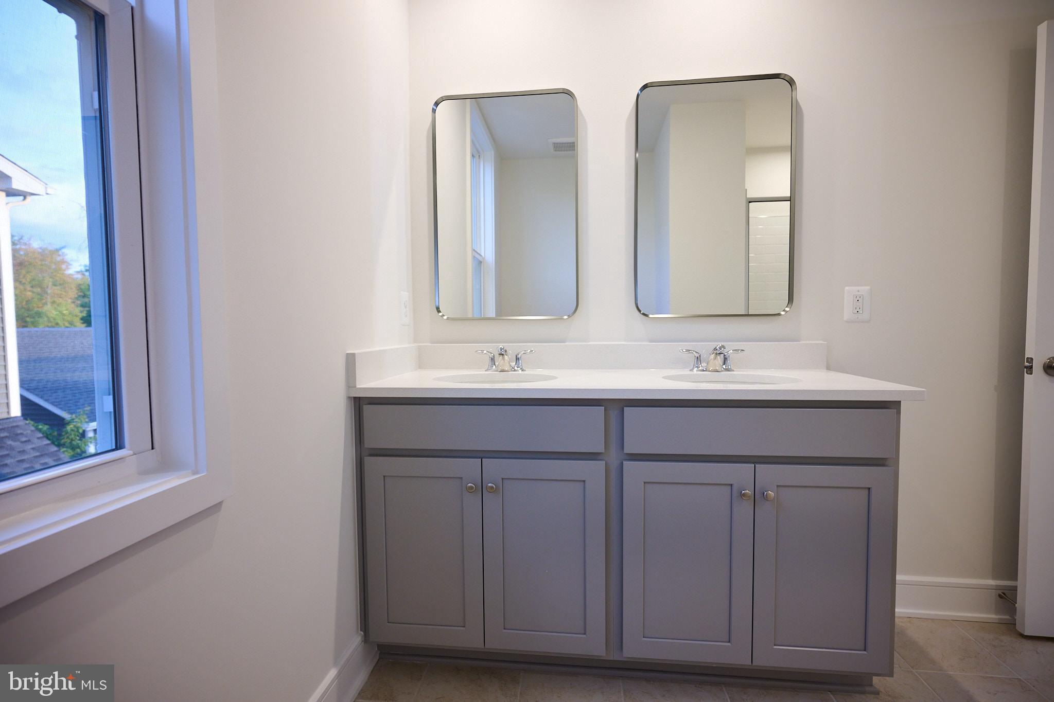 SOUTH 620 - Residential Lease