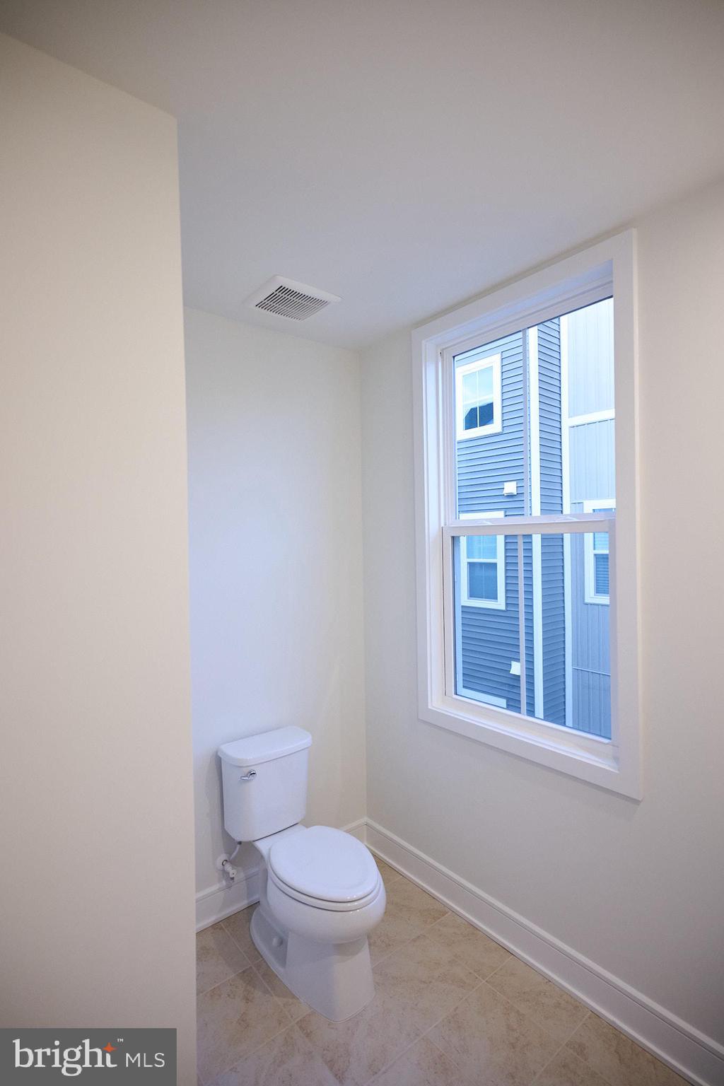 SOUTH 620 - Residential Lease