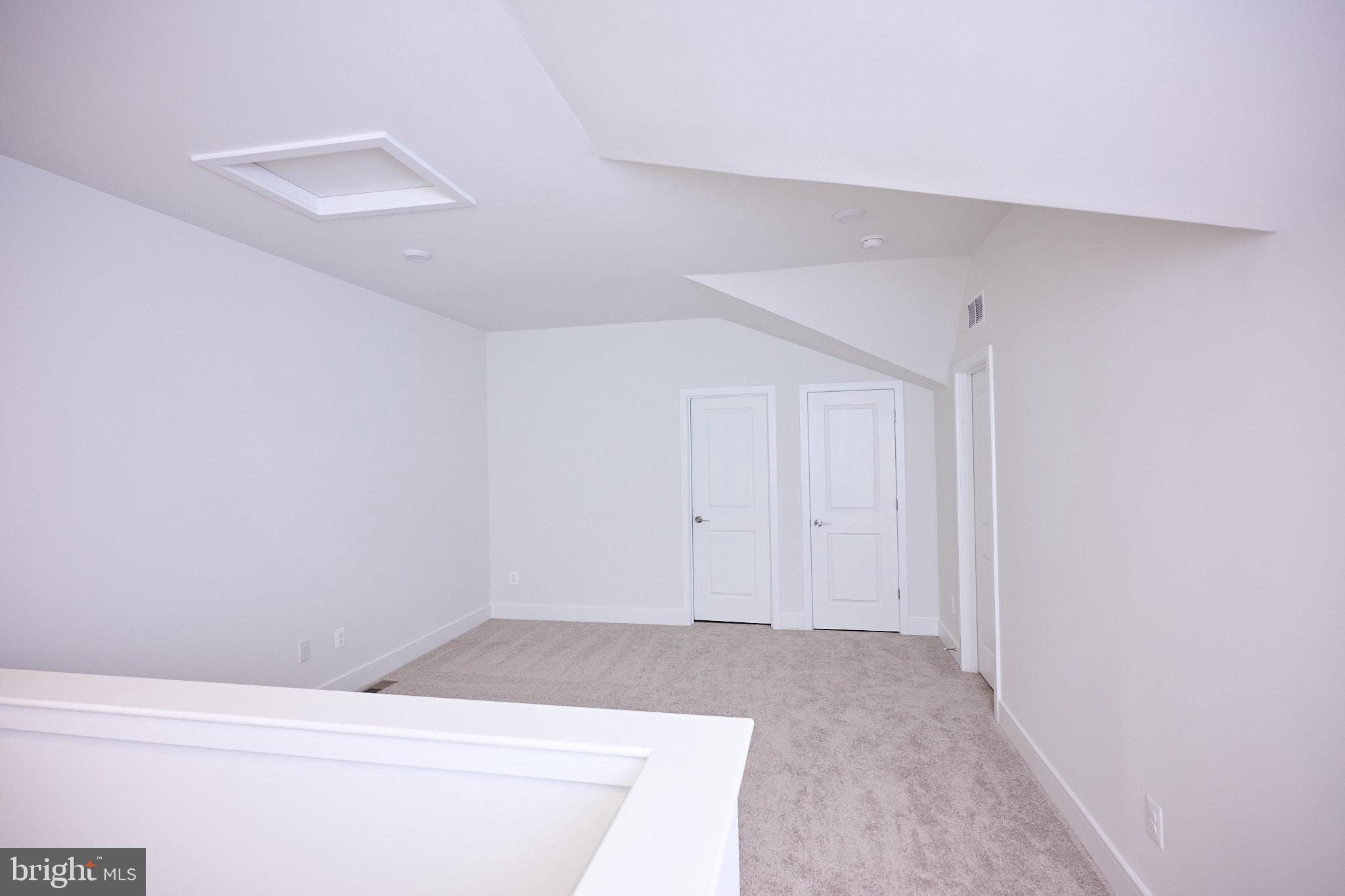 SOUTH 620 - Residential Lease