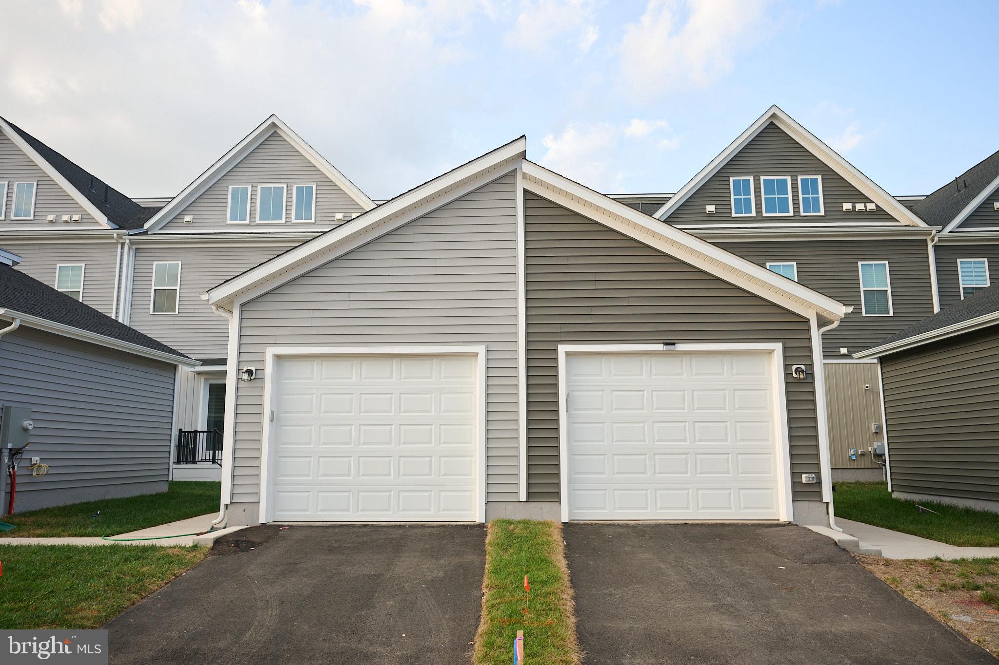 SOUTH 620 - Residential Lease