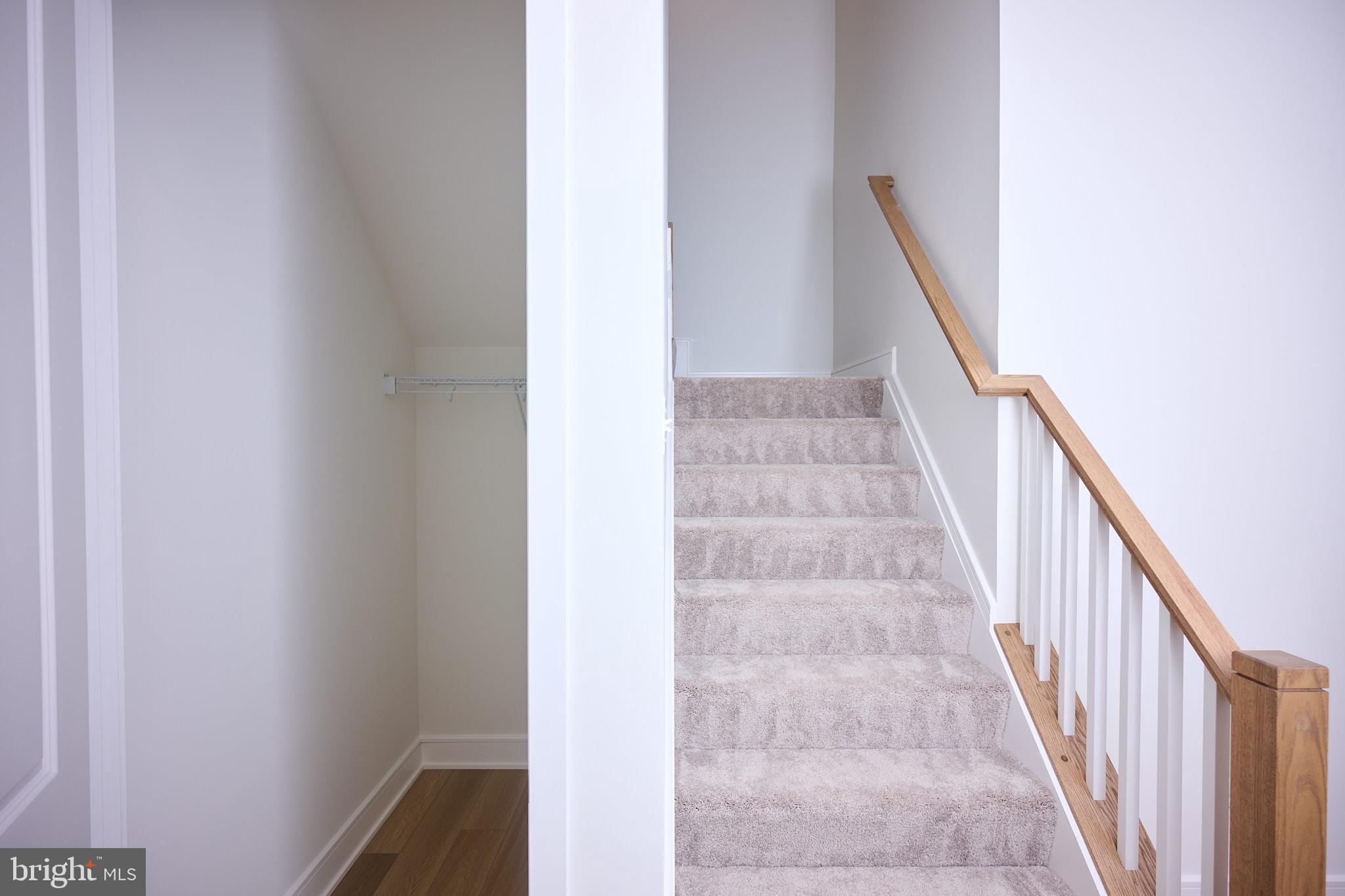 SOUTH 620 - Residential Lease