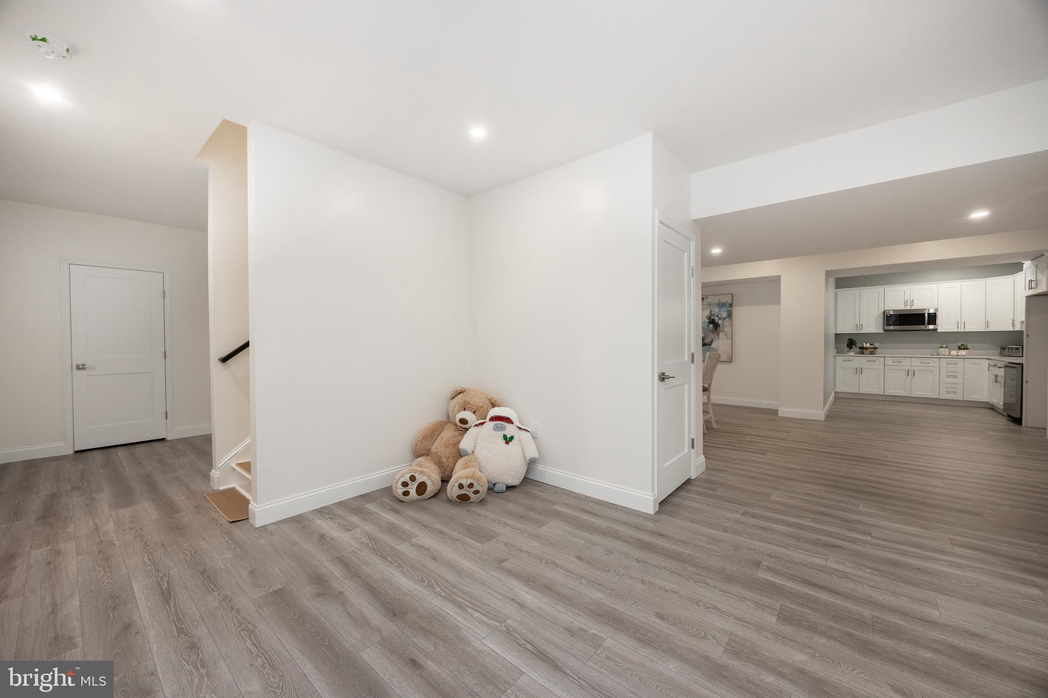 MANORS AT BRYNWOOD - Residential