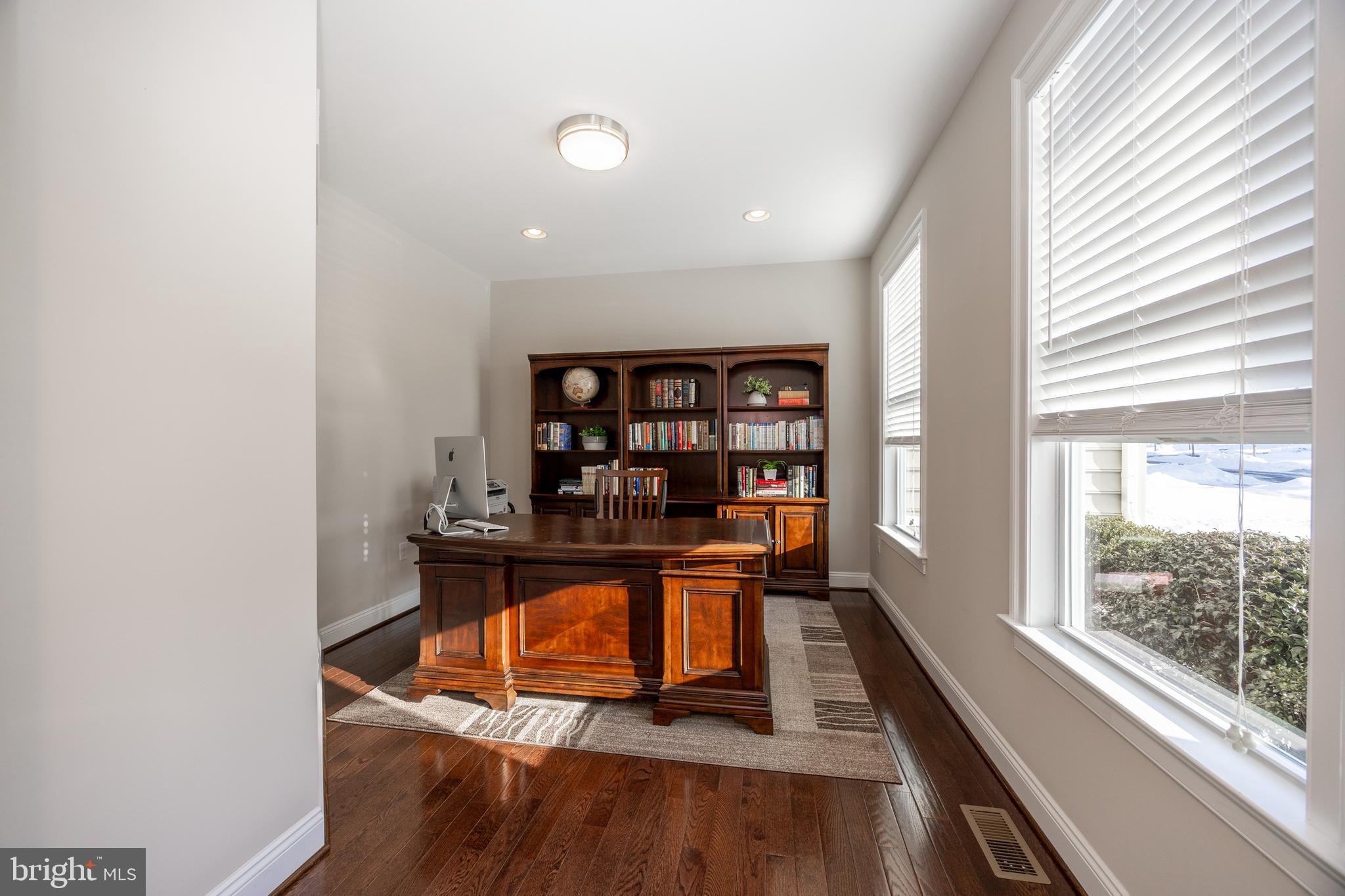 MANORS AT BRYNWOOD - Residential