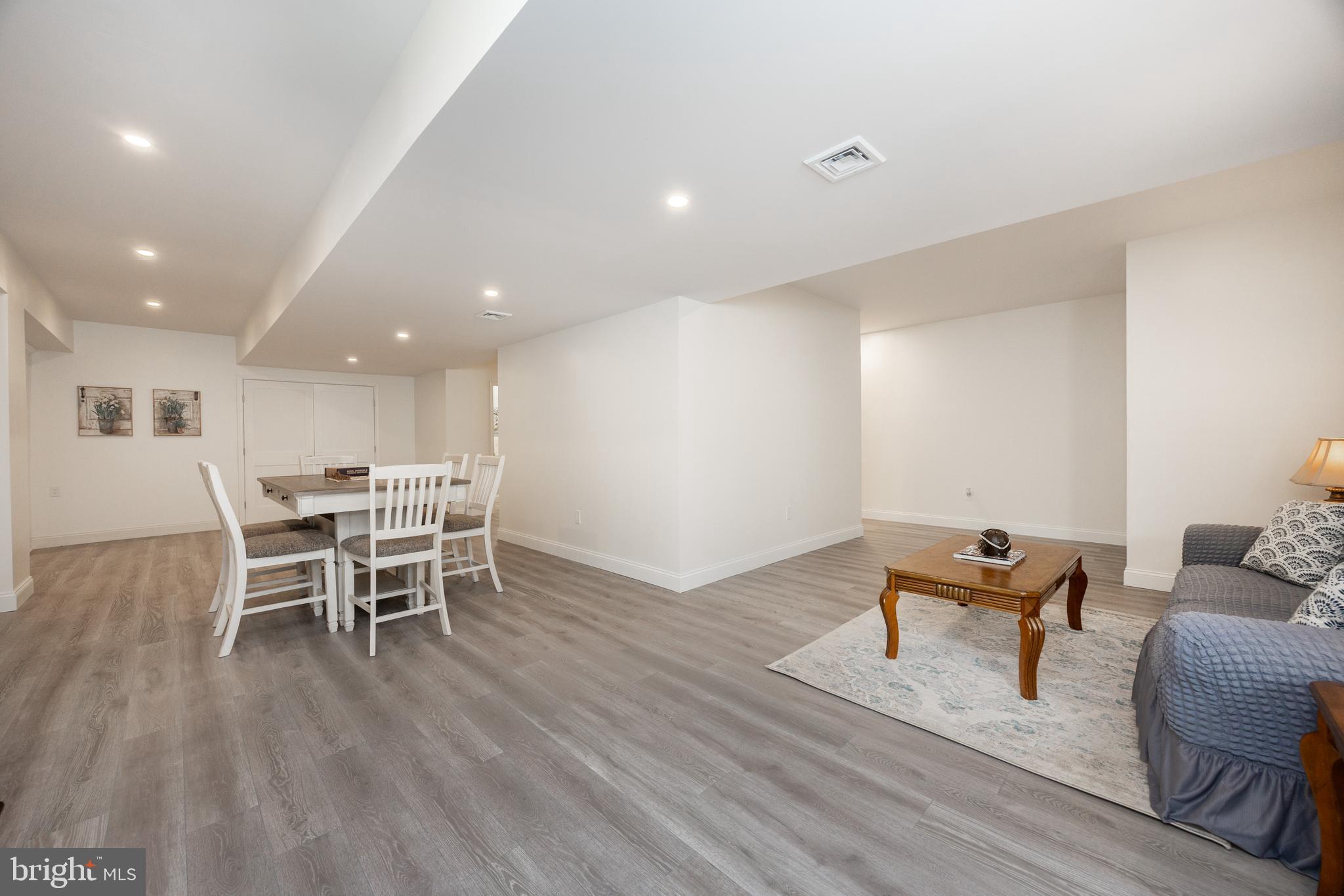 MANORS AT BRYNWOOD - Residential