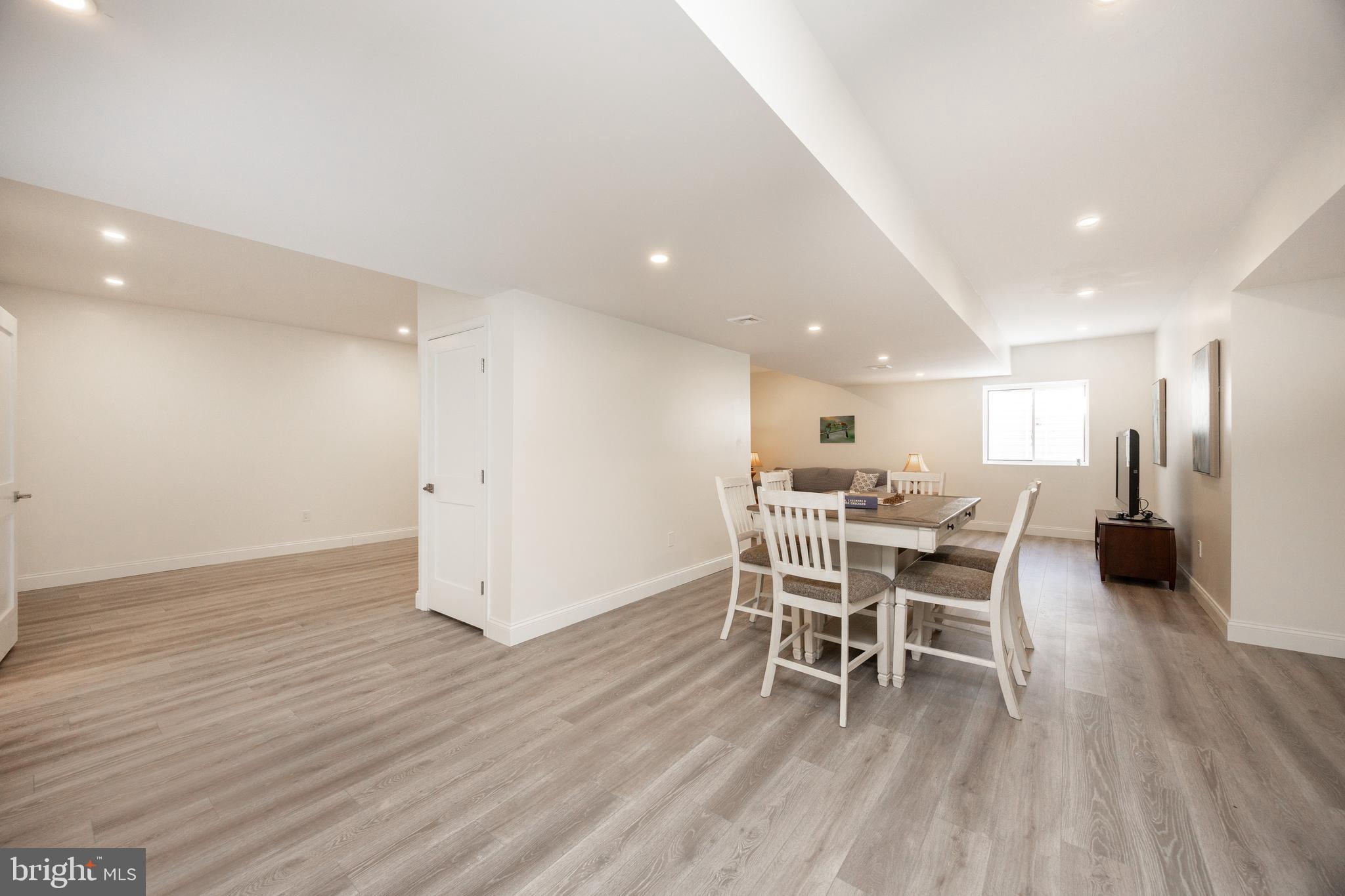 MANORS AT BRYNWOOD - Residential