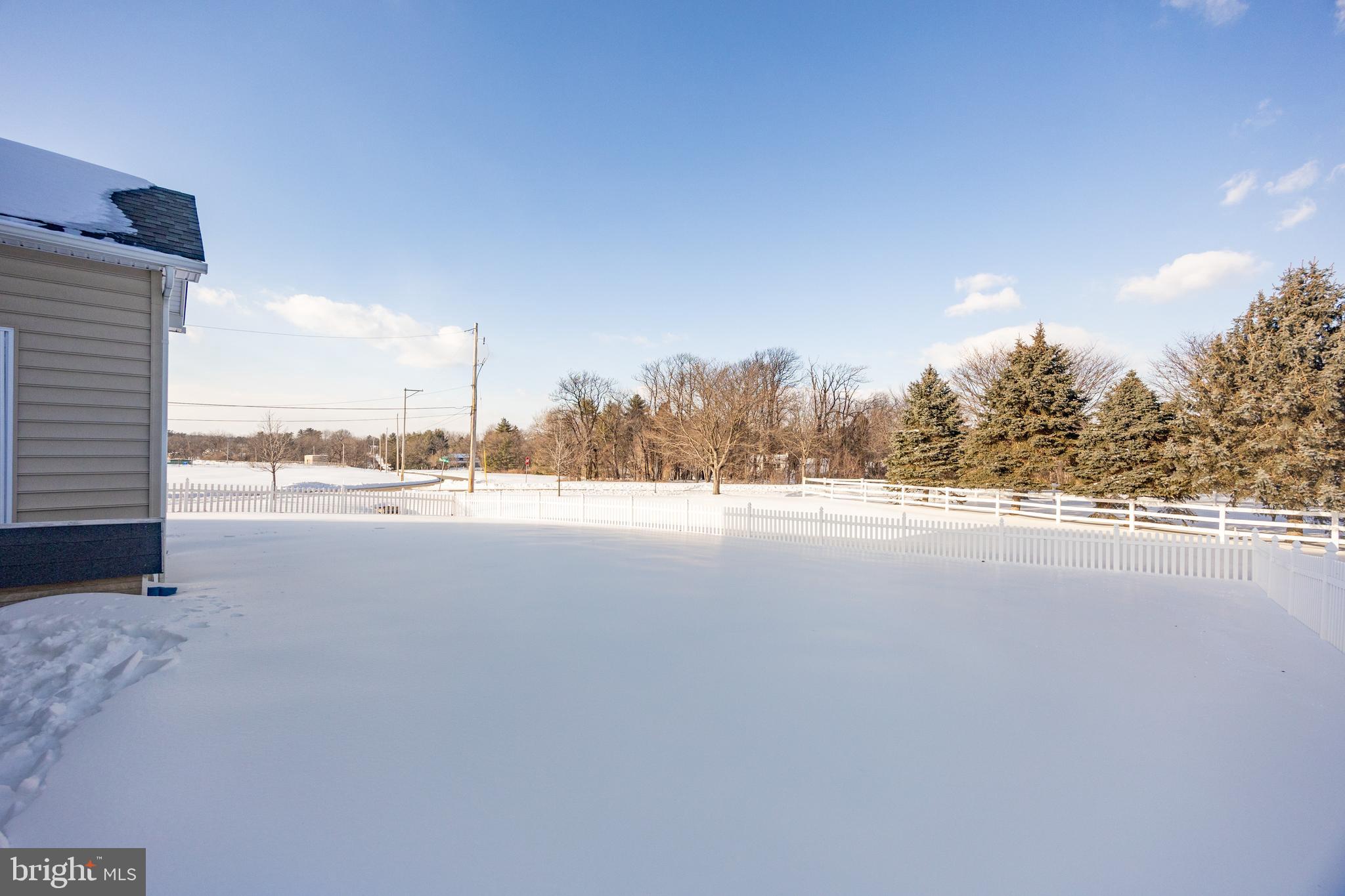 MANORS AT BRYNWOOD - Residential