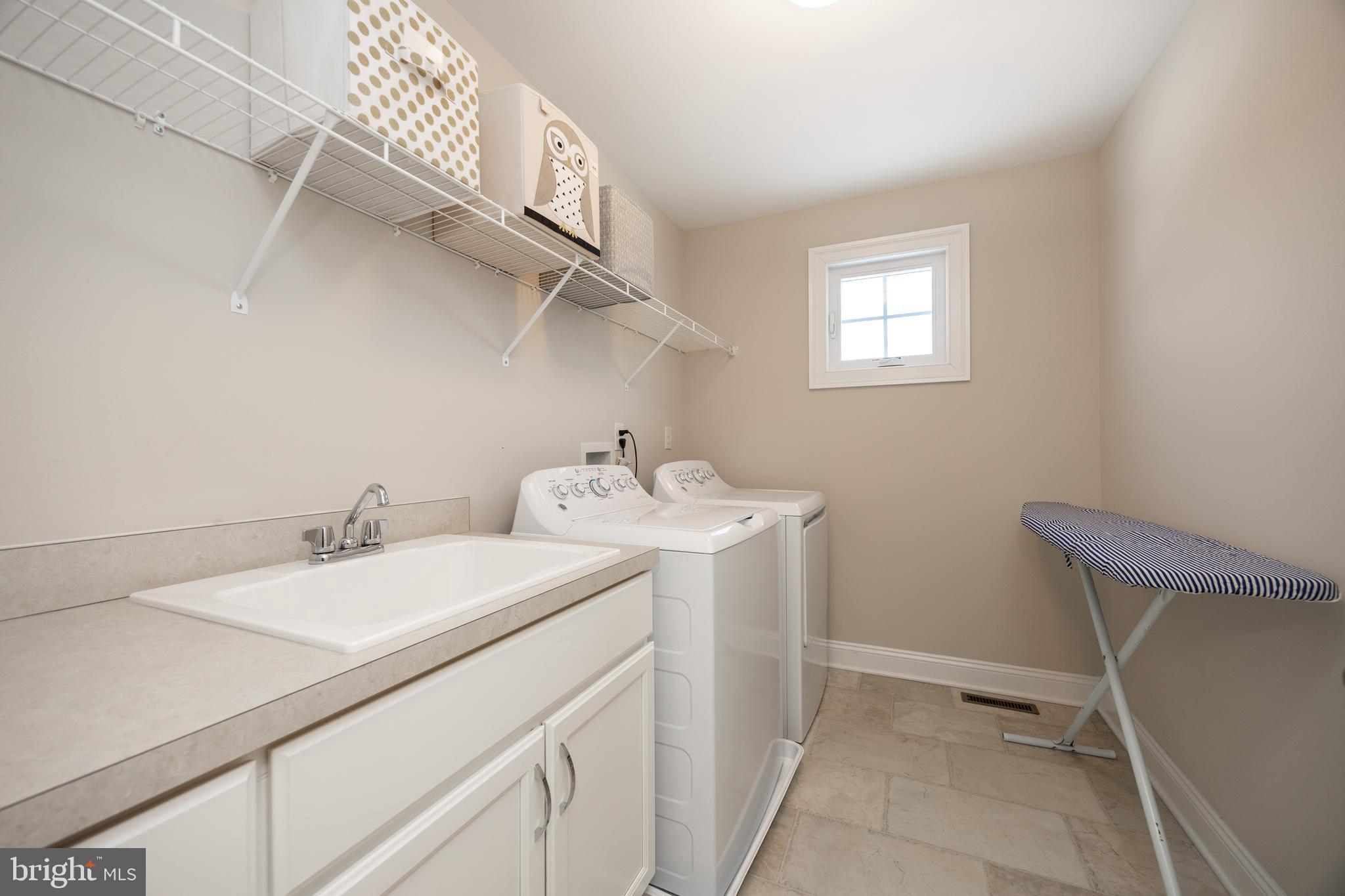 MANORS AT BRYNWOOD - Residential