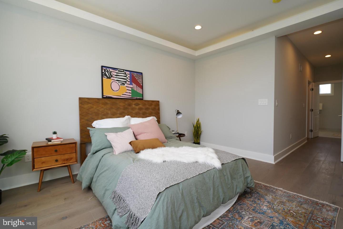 NORRIS SQUARE - Residential Lease