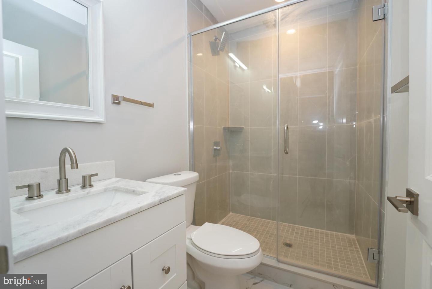 NORRIS SQUARE - Residential Lease