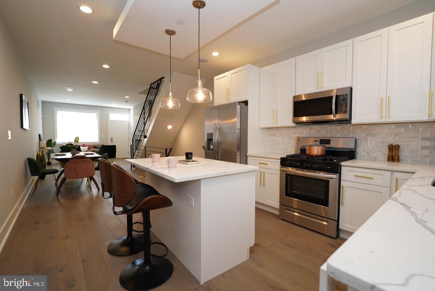 NORRIS SQUARE - Residential Lease