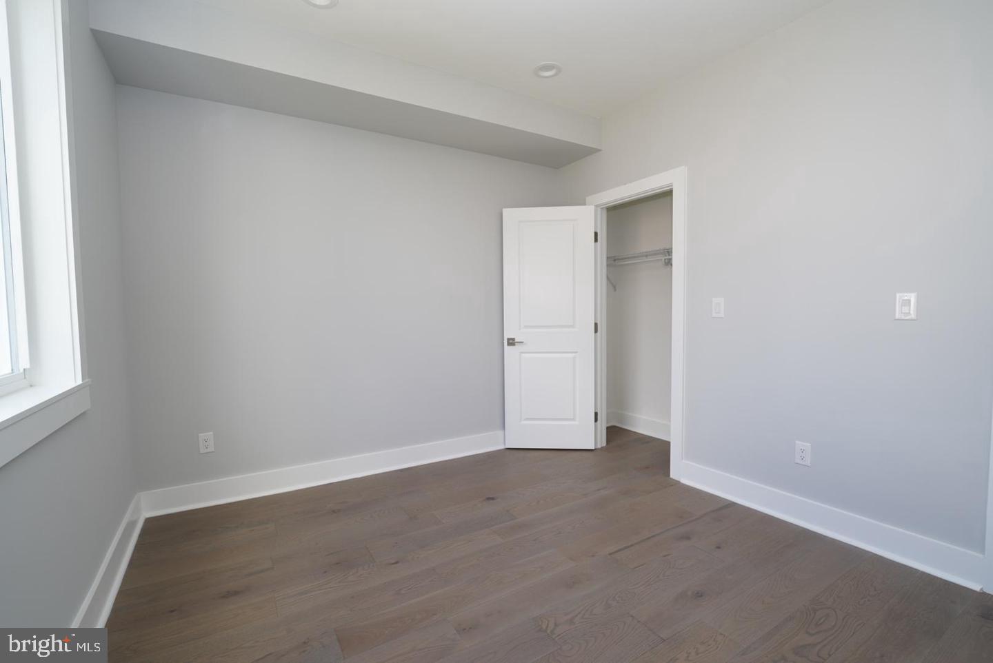 NORRIS SQUARE - Residential Lease