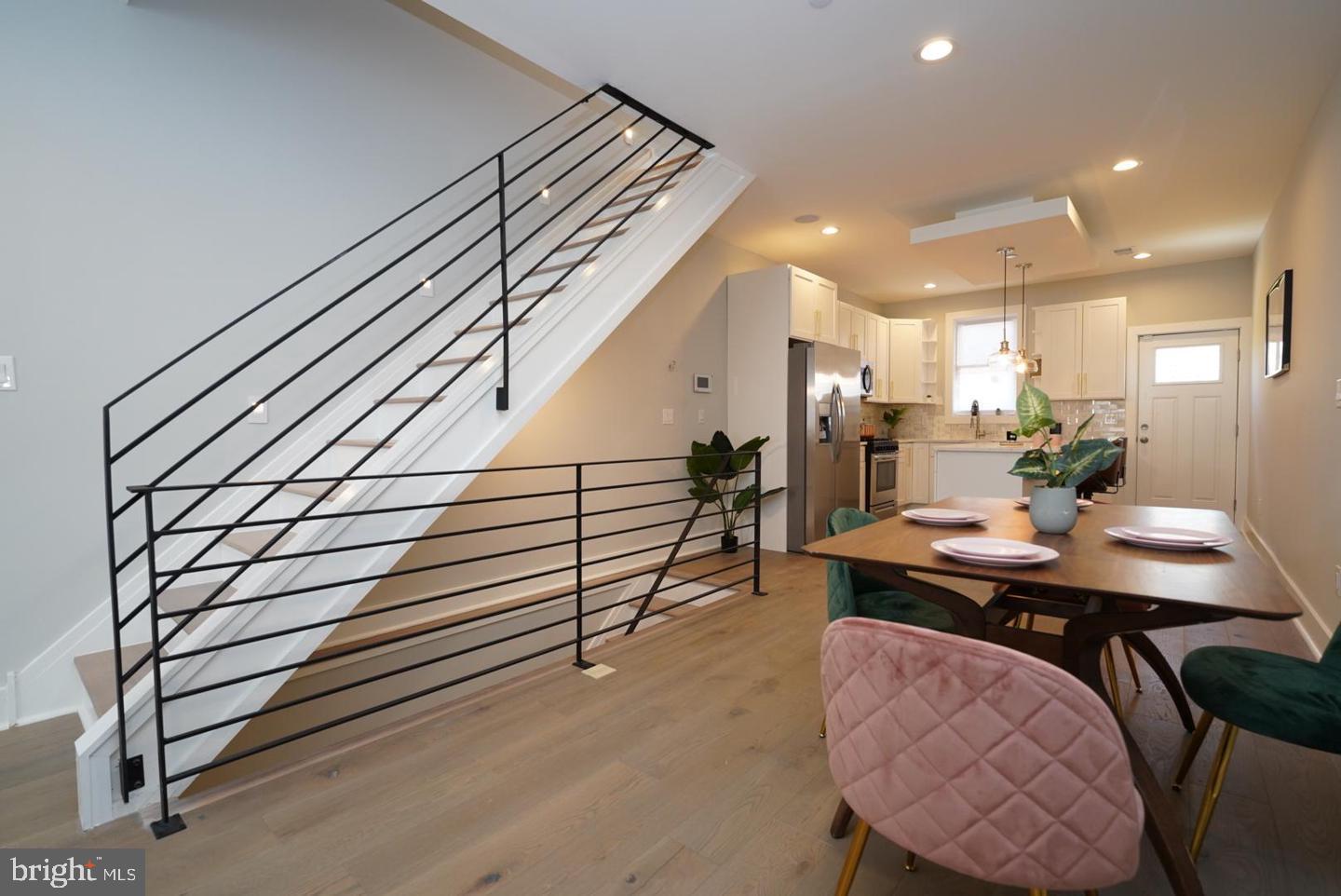 NORRIS SQUARE - Residential Lease