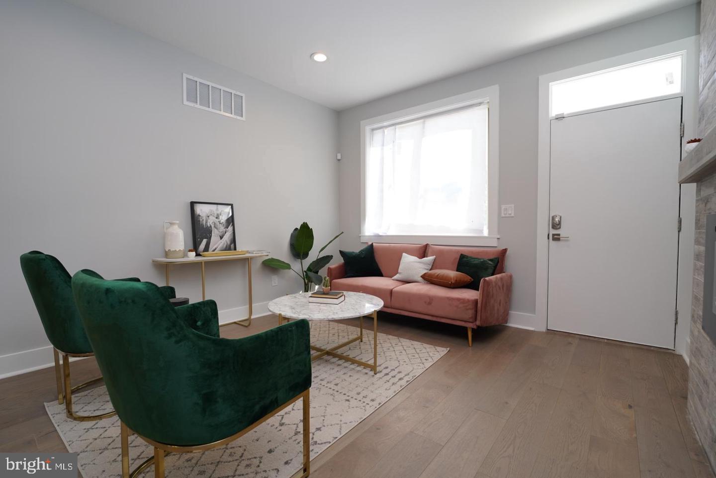 NORRIS SQUARE - Residential Lease