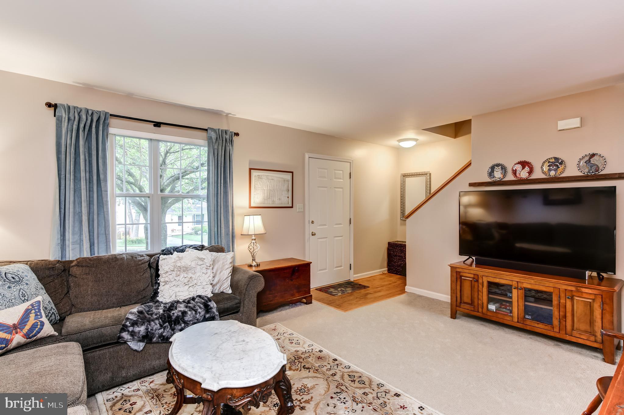 HILLSIDE MANOR - Residential