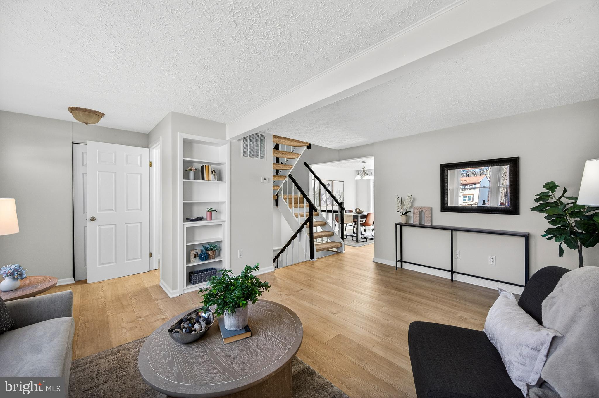 NEWINGTON FOREST - Residential