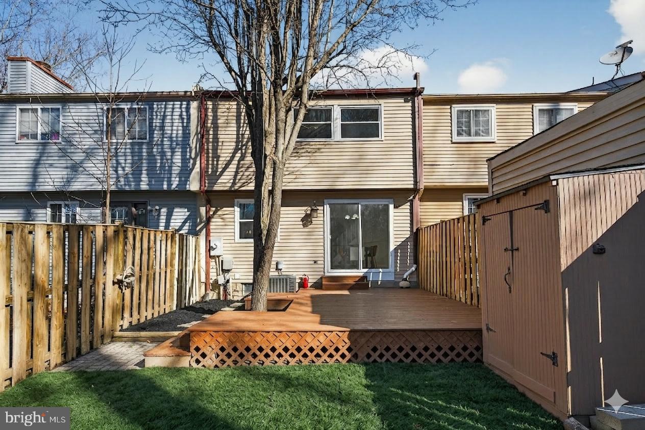 NEWINGTON FOREST - Residential