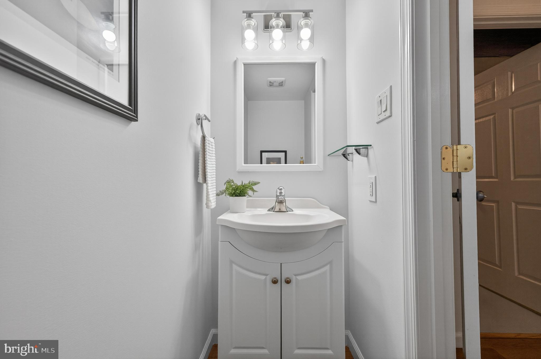 NEWINGTON FOREST - Residential