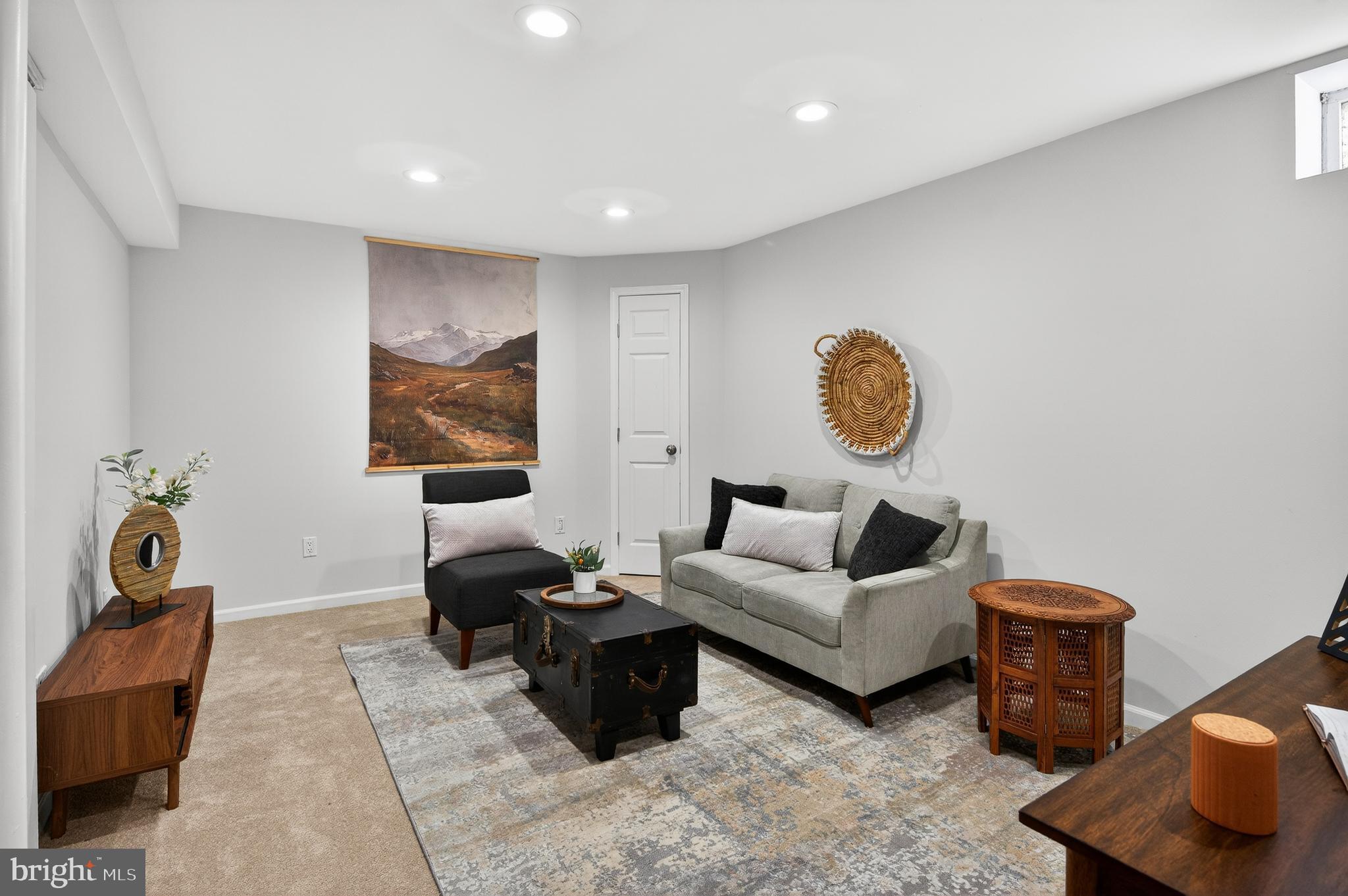 NEWINGTON FOREST - Residential