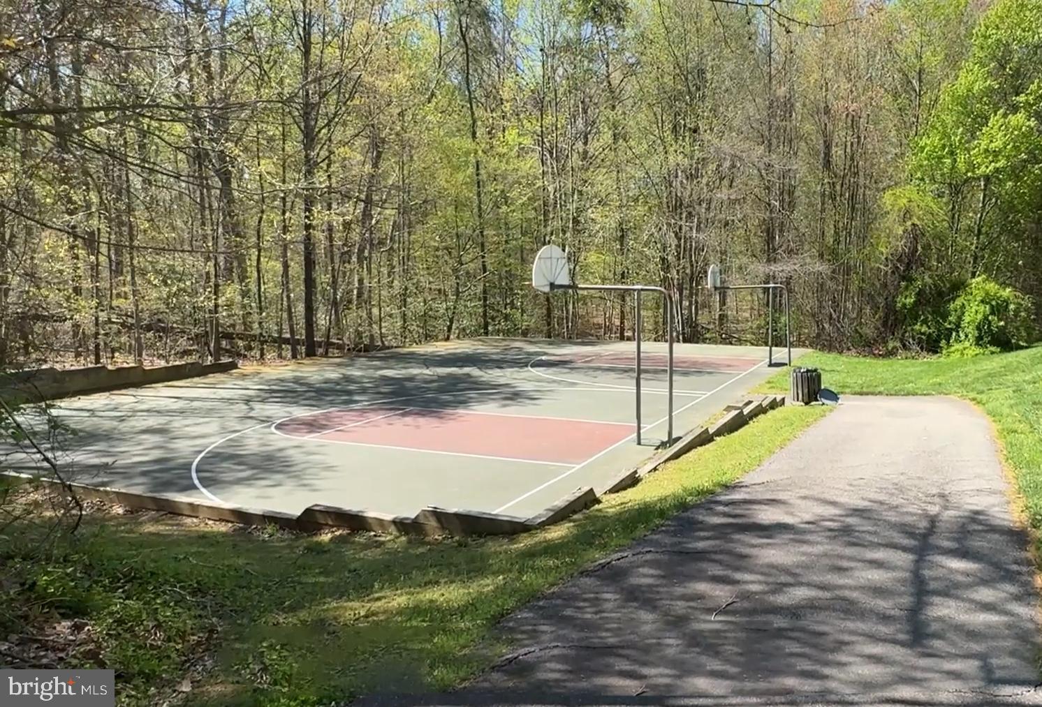 NEWINGTON FOREST - Residential