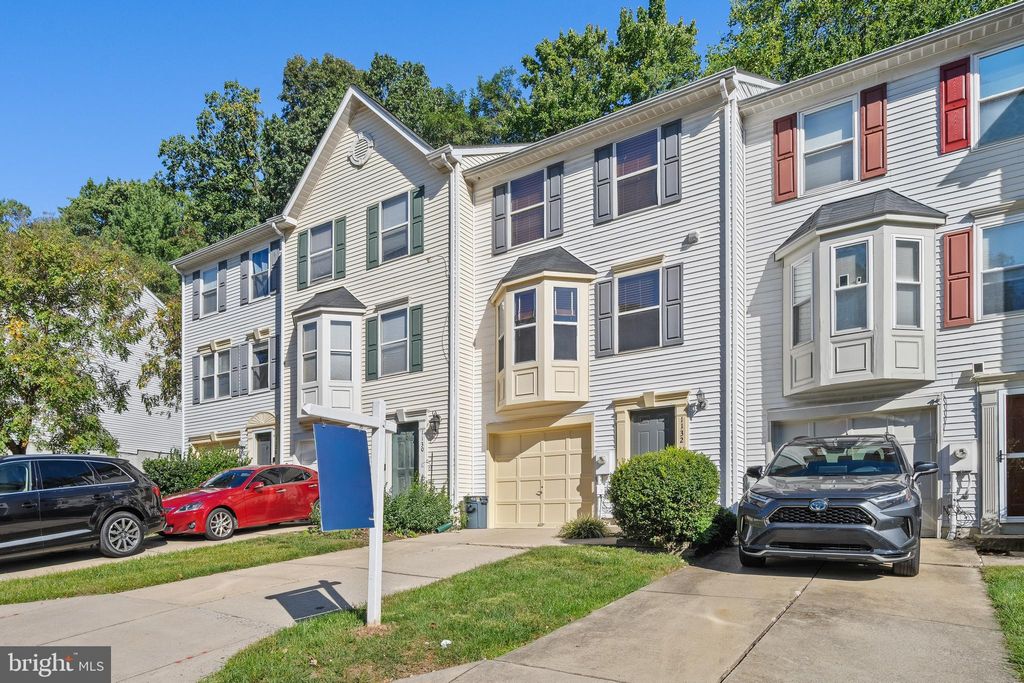 Photo of 1132 Ingate Road #1132, BALTIMORE, MD 21227 (MLS # MDBC2144536)