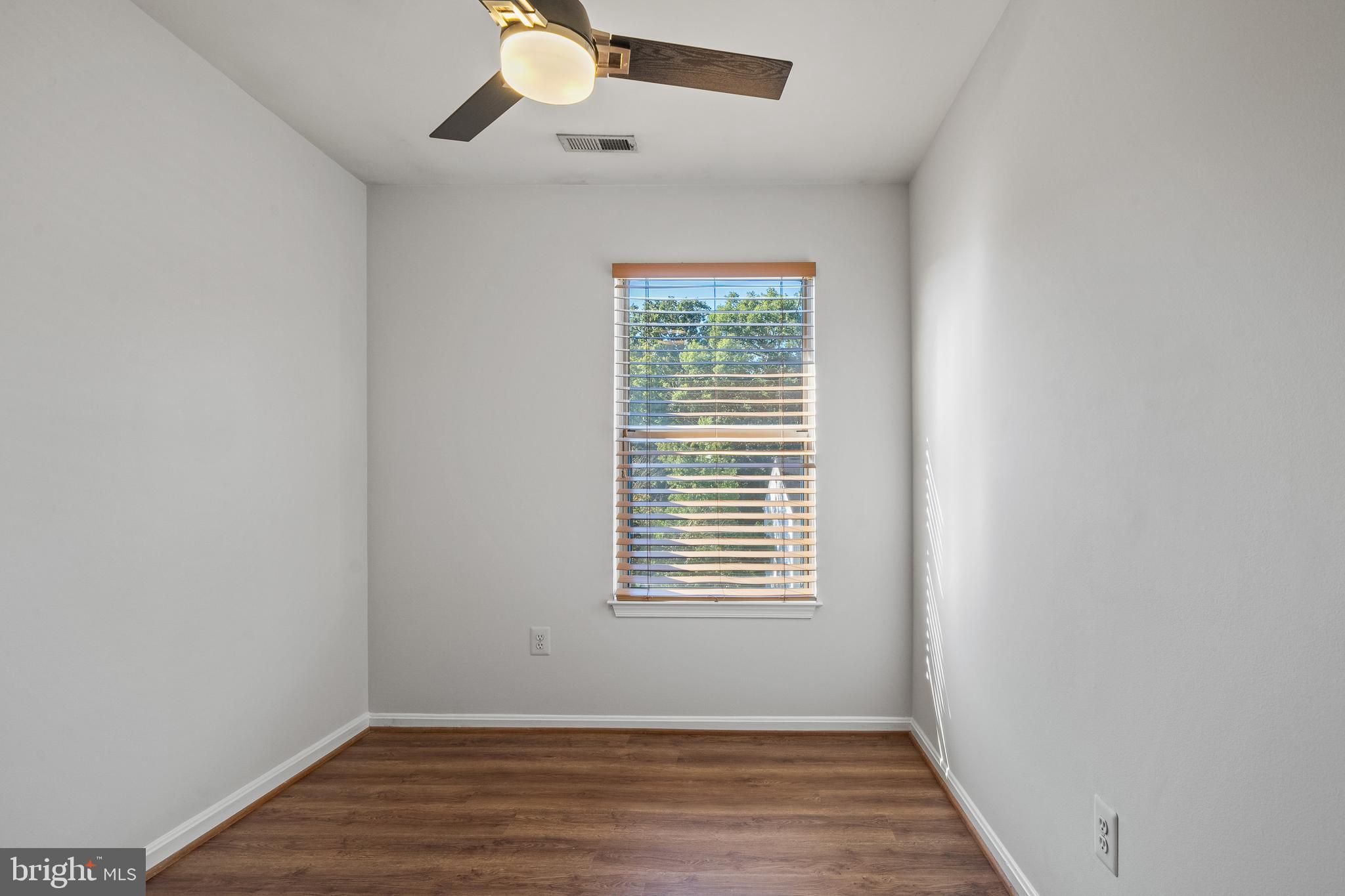 RIVERCHASE - Residential Lease