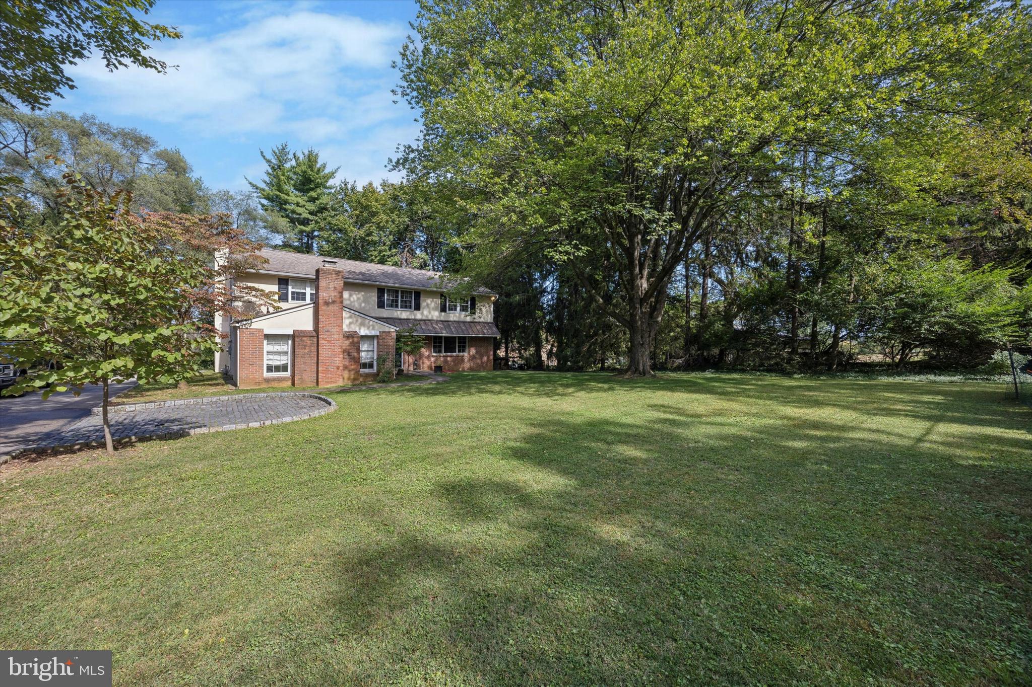 LAFAYETTE HILL - Residential