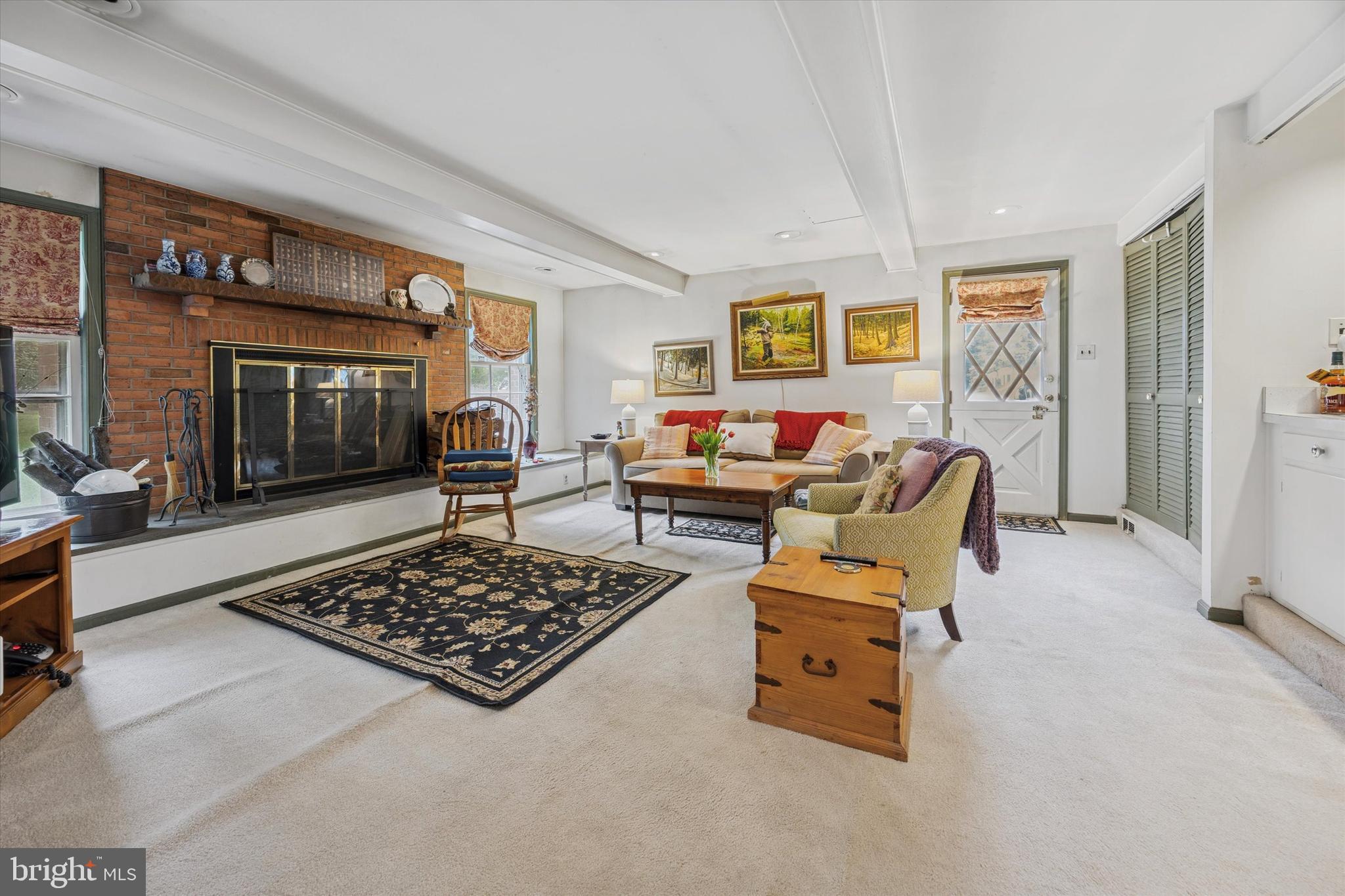 LAFAYETTE HILL - Residential