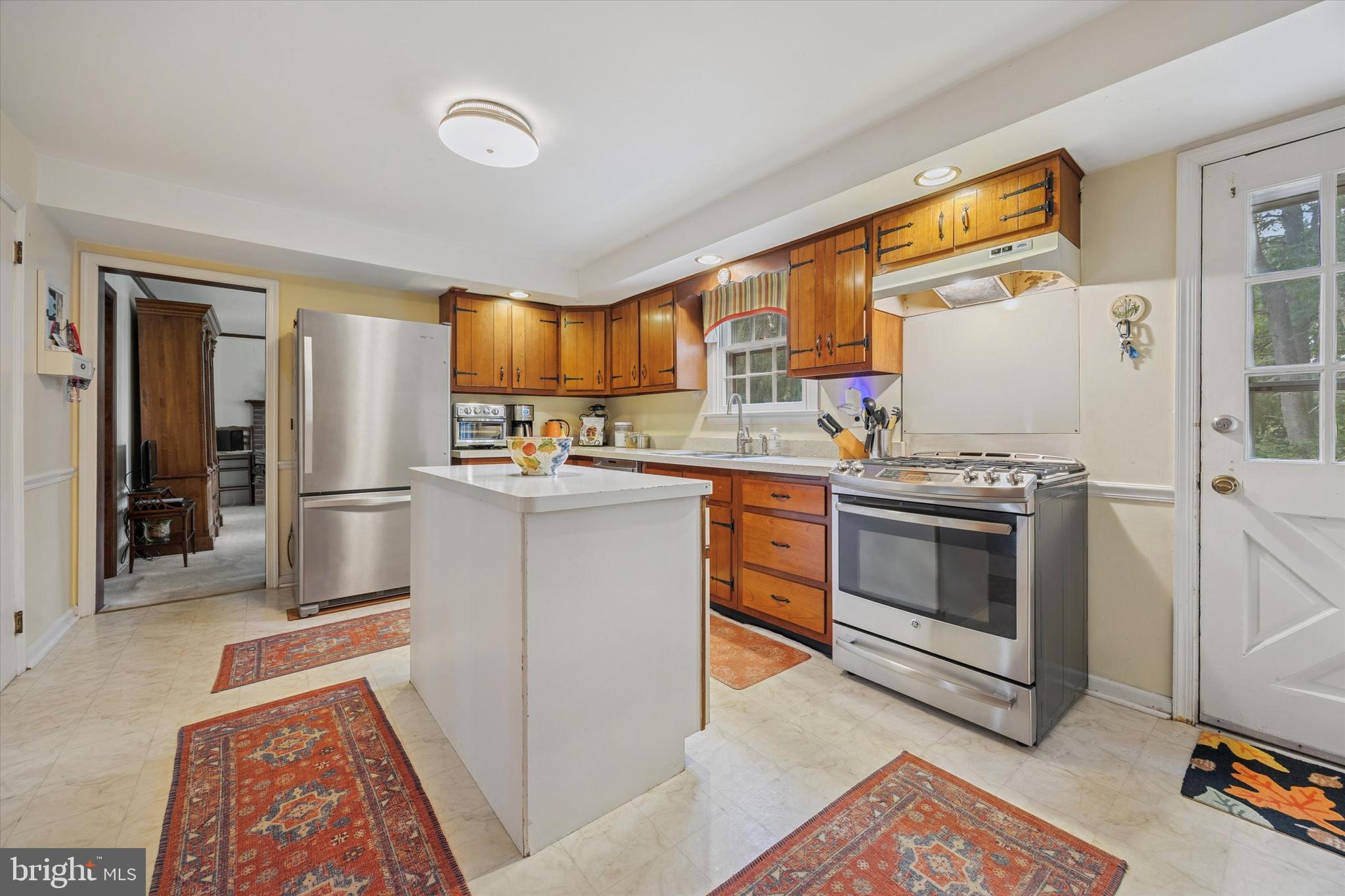 LAFAYETTE HILL - Residential