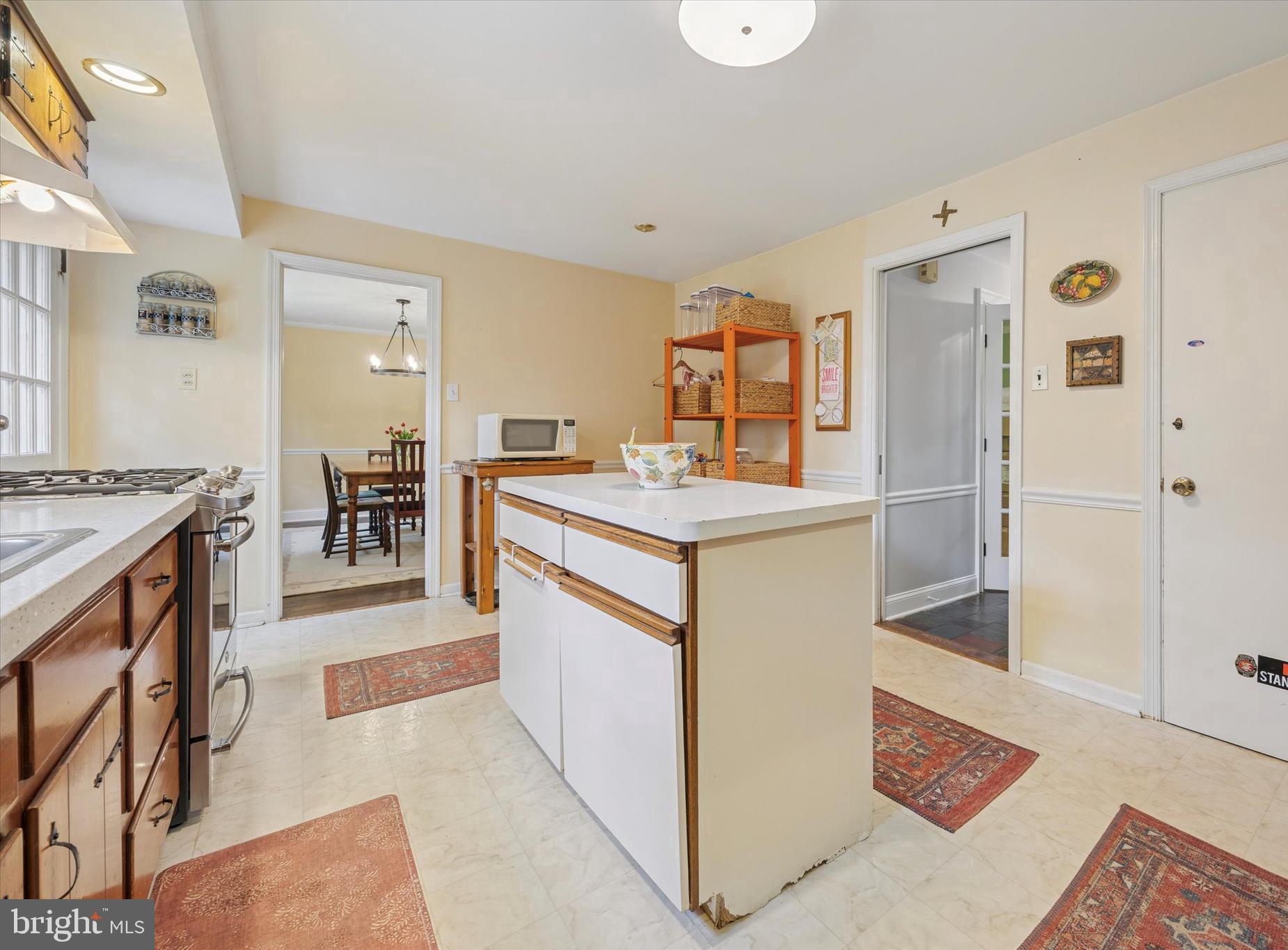 LAFAYETTE HILL - Residential