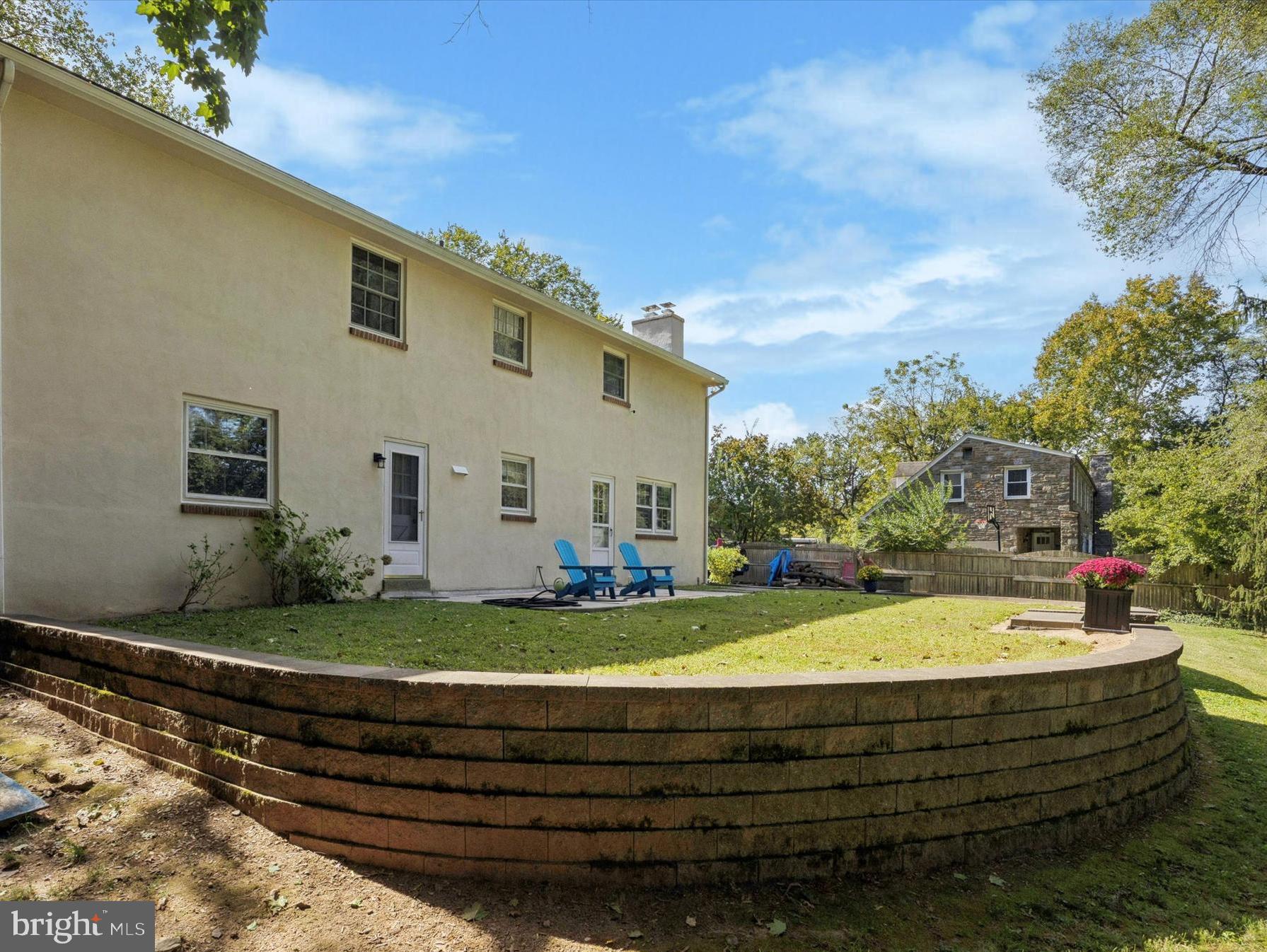 LAFAYETTE HILL - Residential