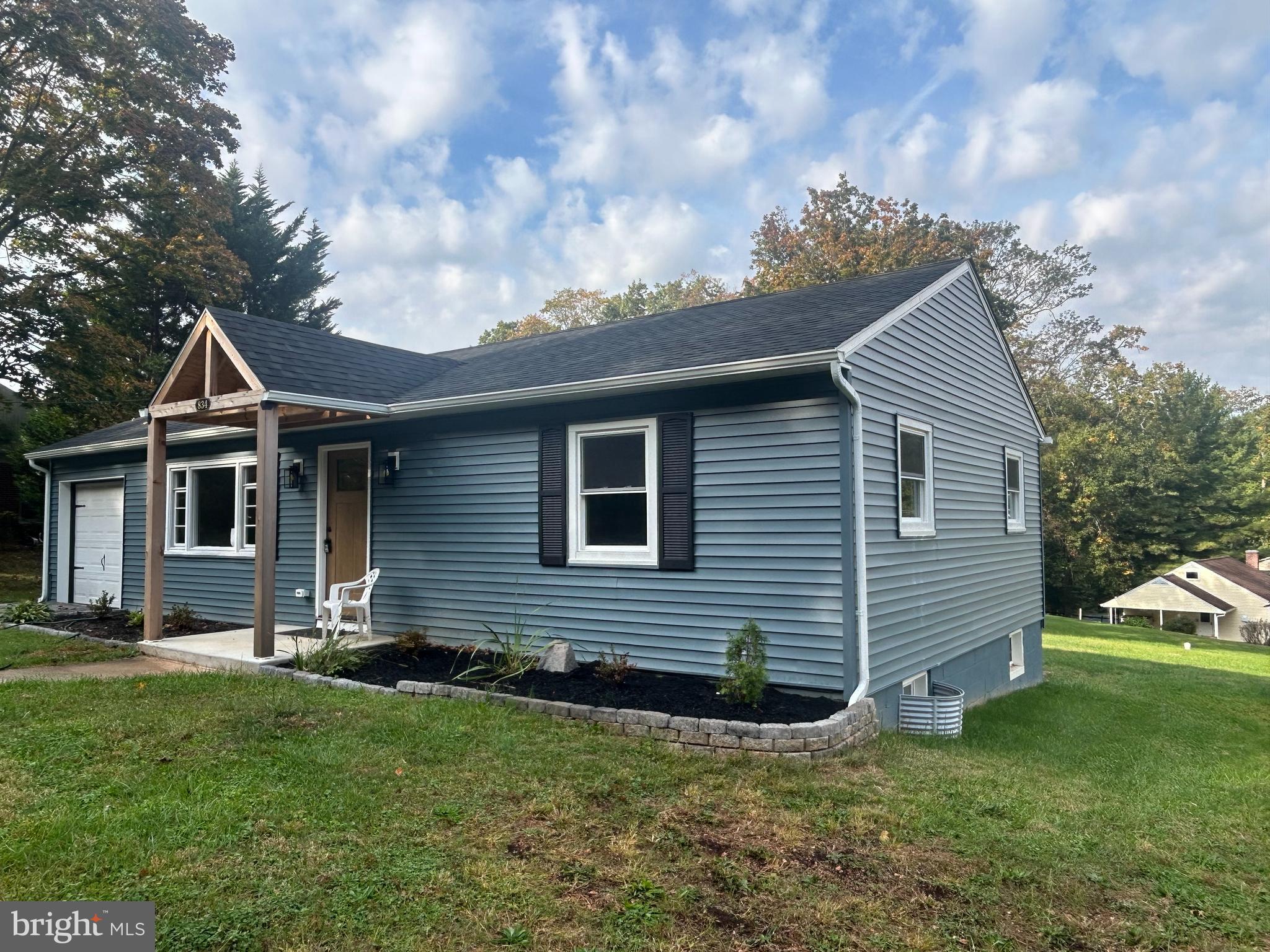 834 HUGHES SHOP ROAD