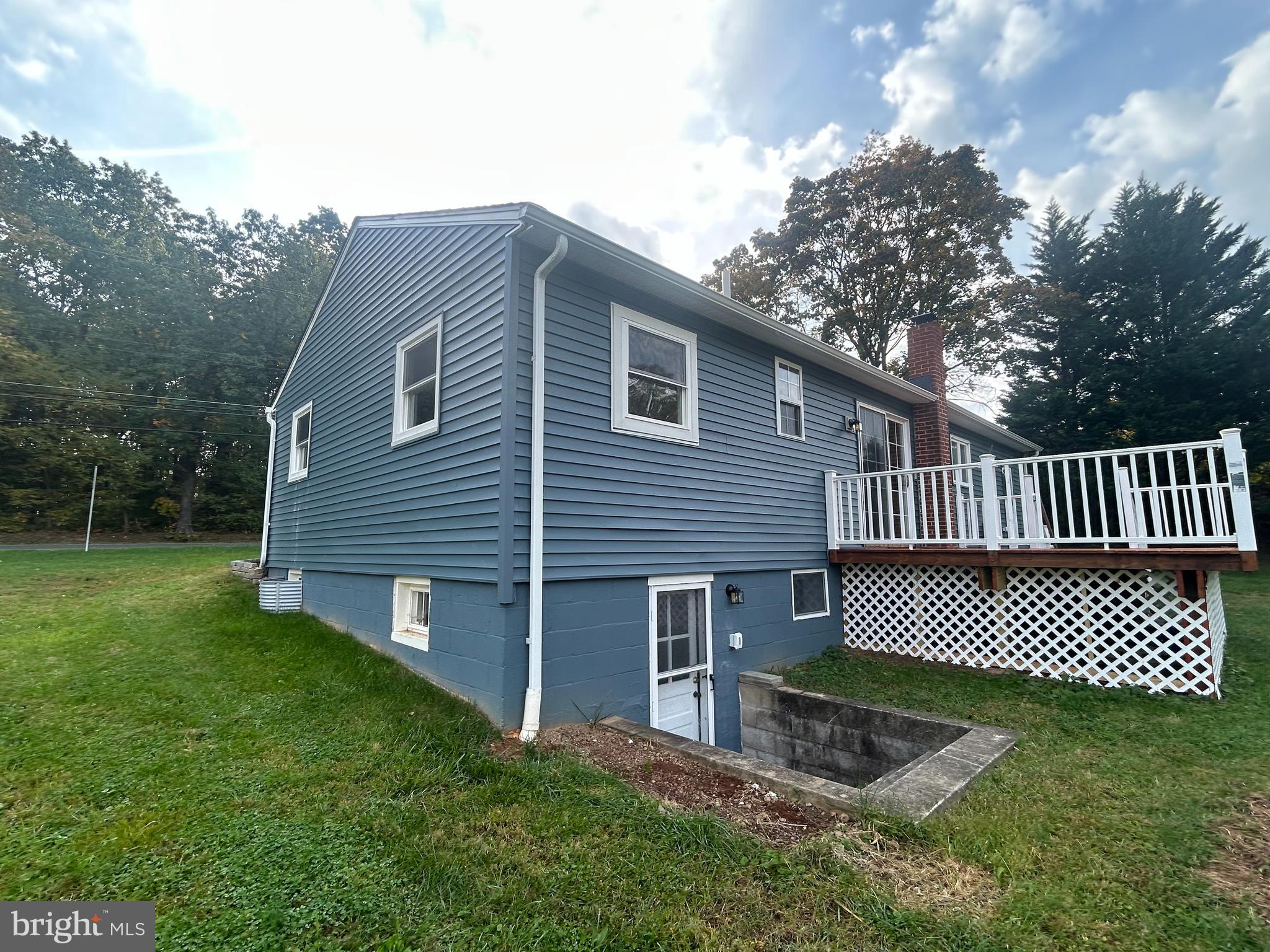 834 HUGHES SHOP ROAD