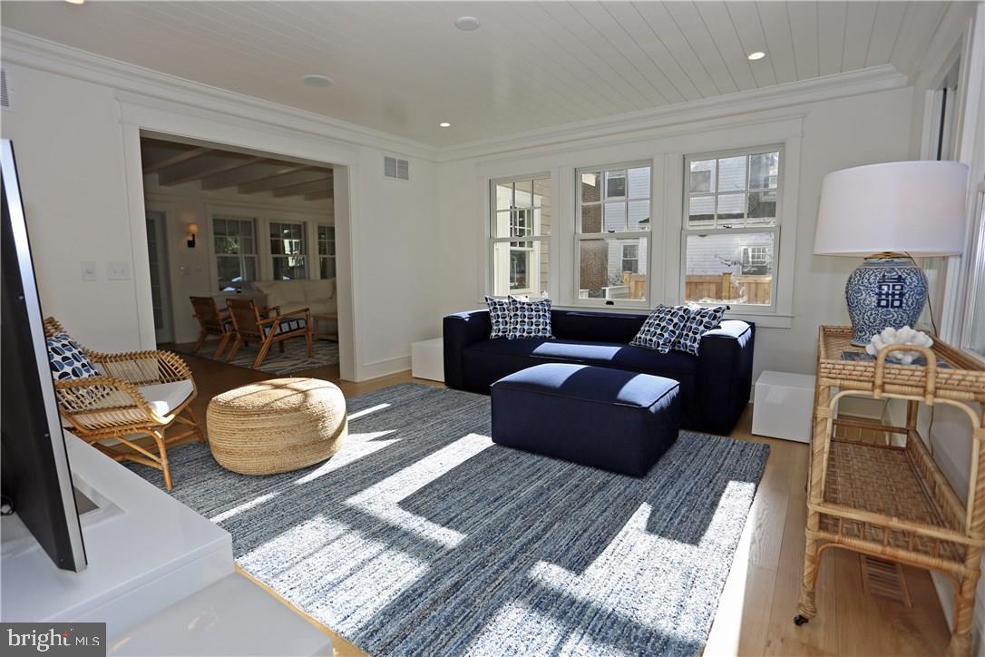 NORTH REHOBOTH - Residential