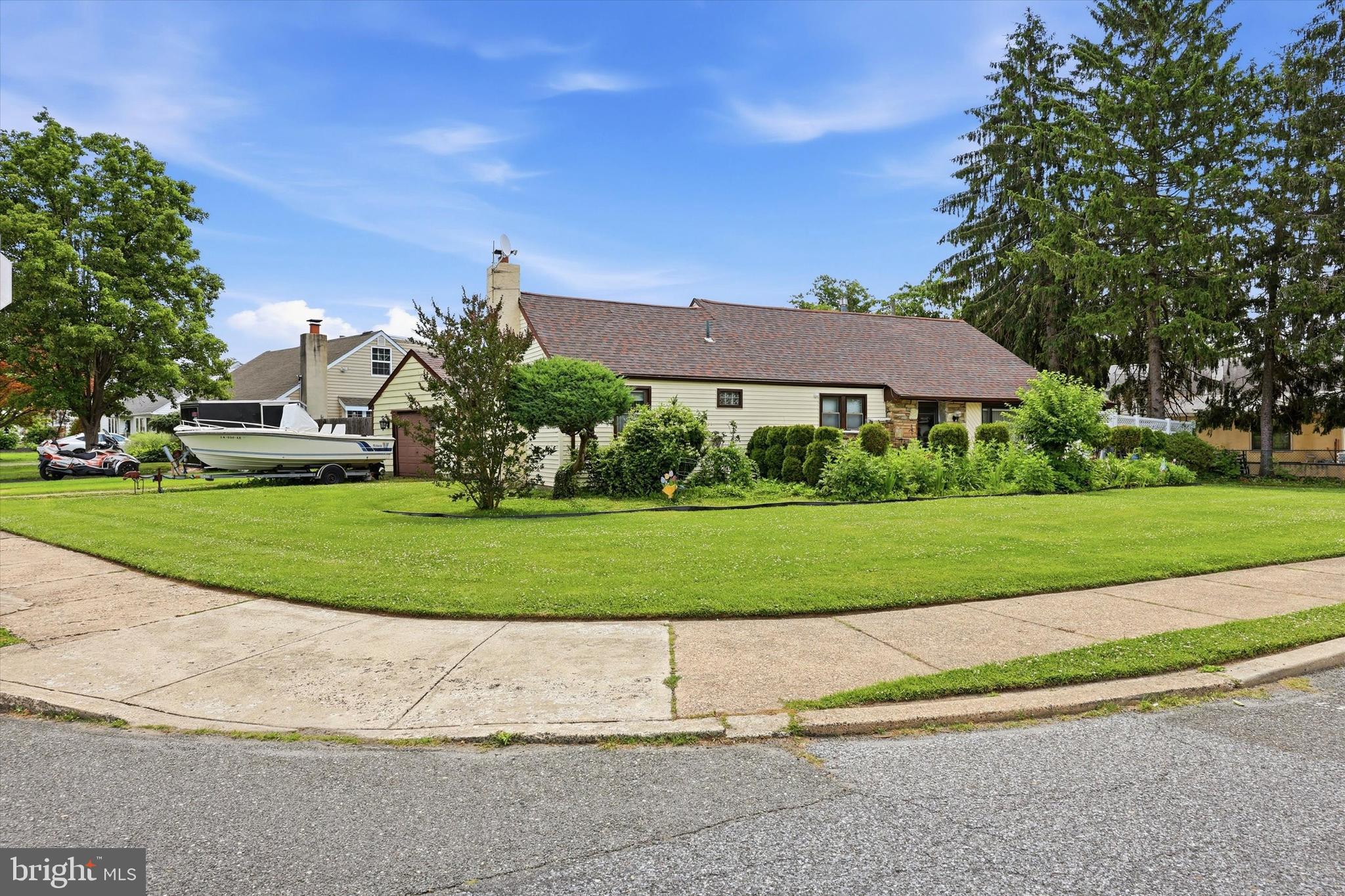 897 PINE HILL ROAD 00