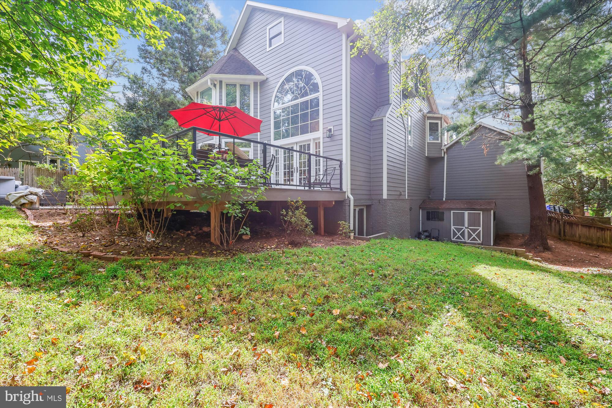 MARY KNOLLS - Residential