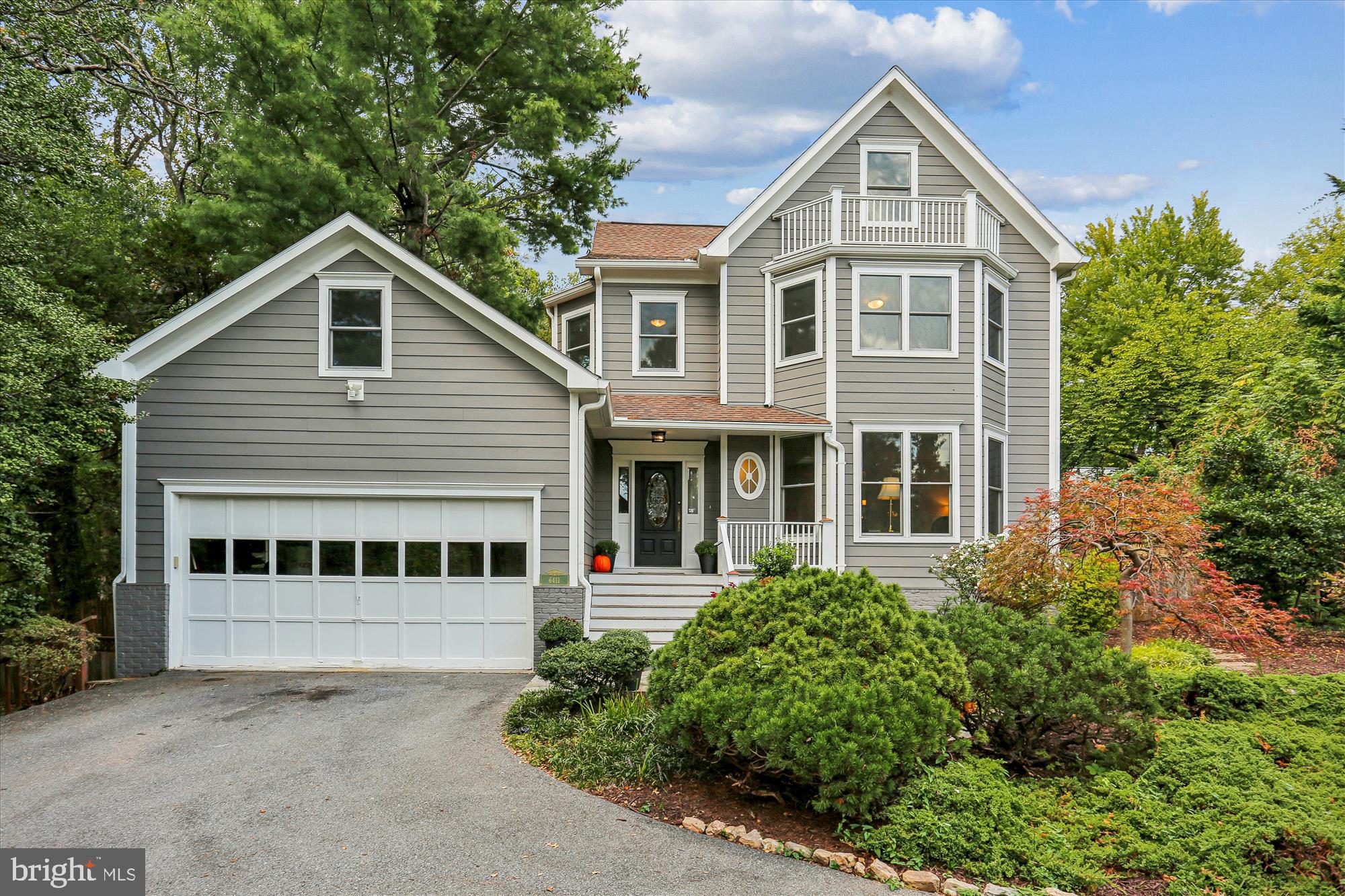 MARY KNOLLS - Residential