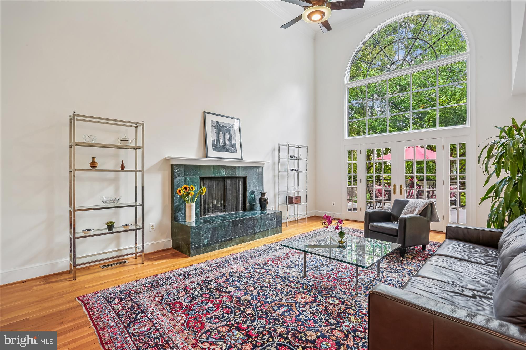 MARY KNOLLS - Residential