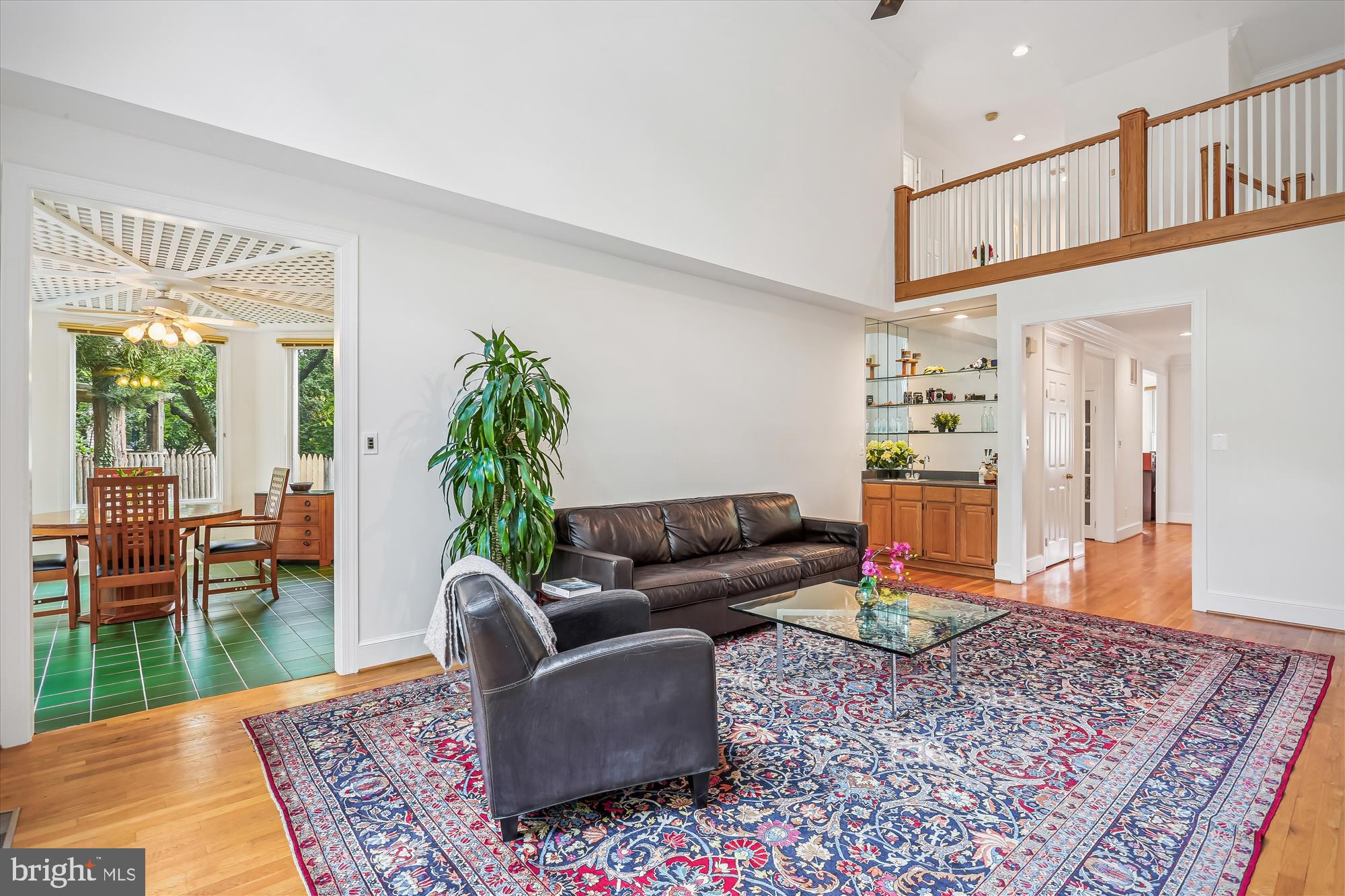 MARY KNOLLS - Residential