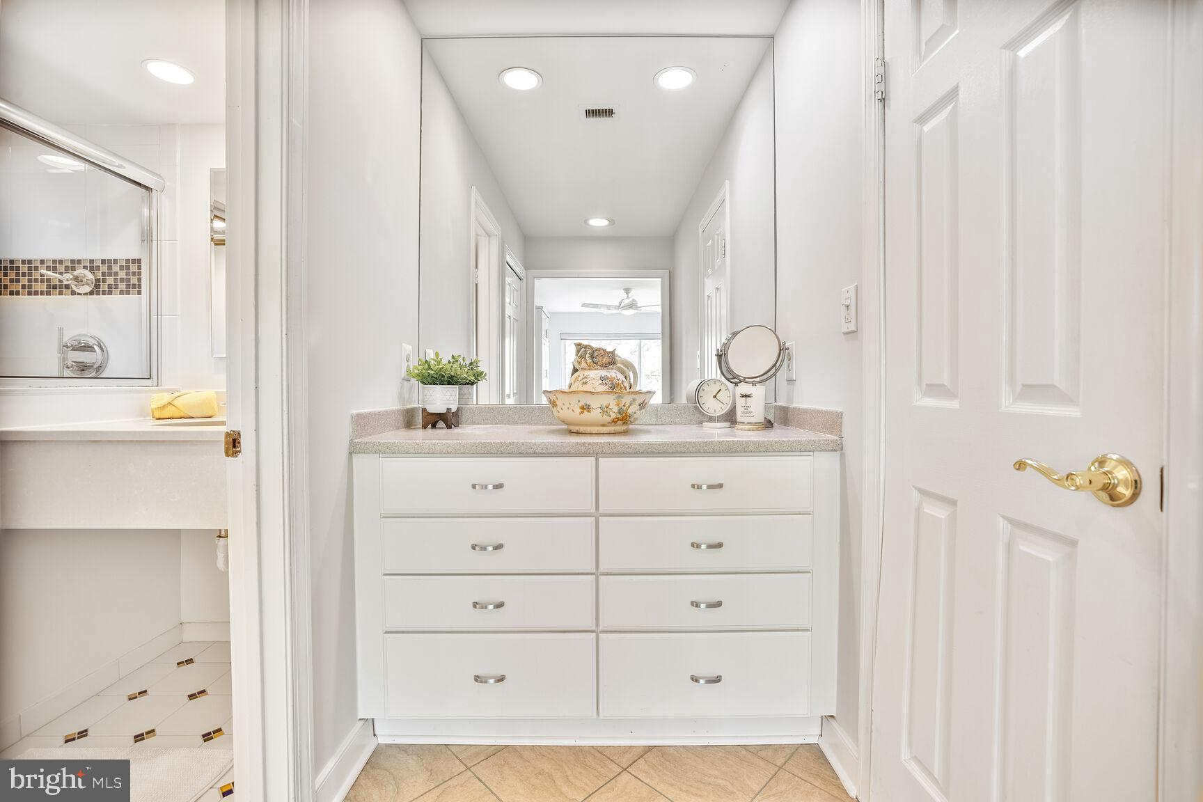 OLD GEORGETOWN VILL CODM - Residential